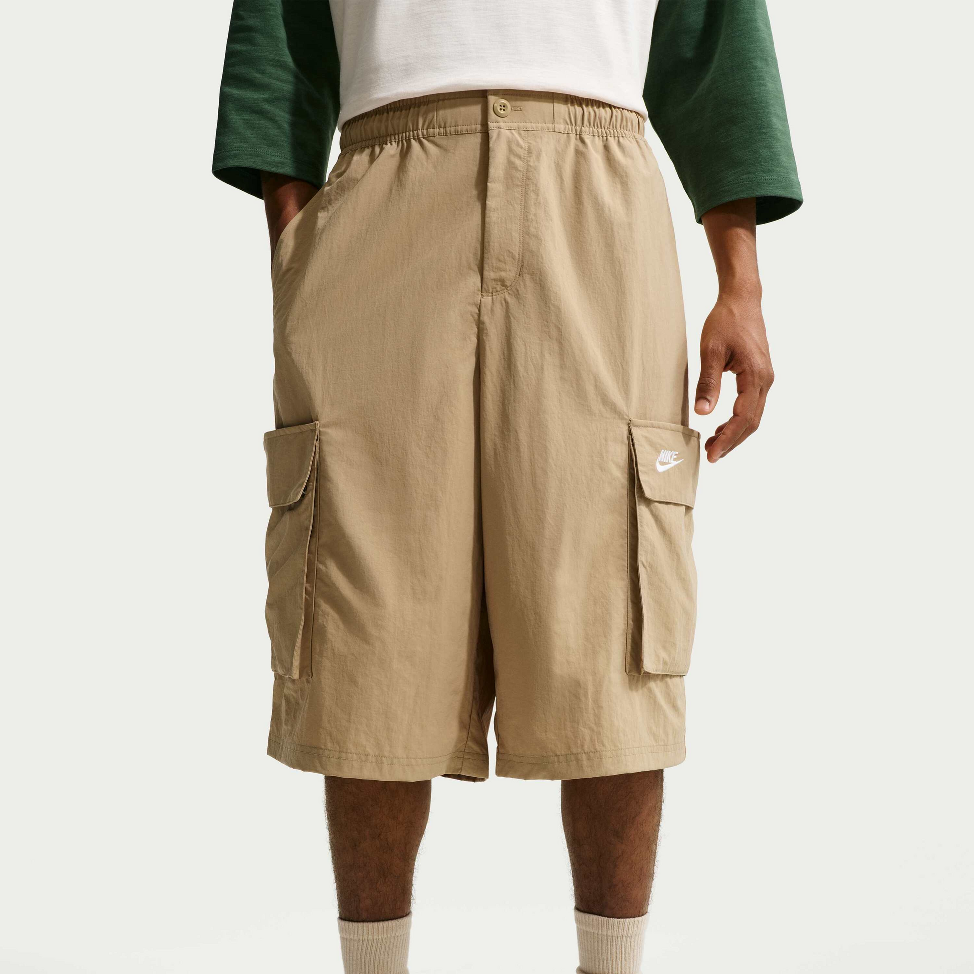 NIKE, Men's Oversized Cargo Shorts Sportswear Club