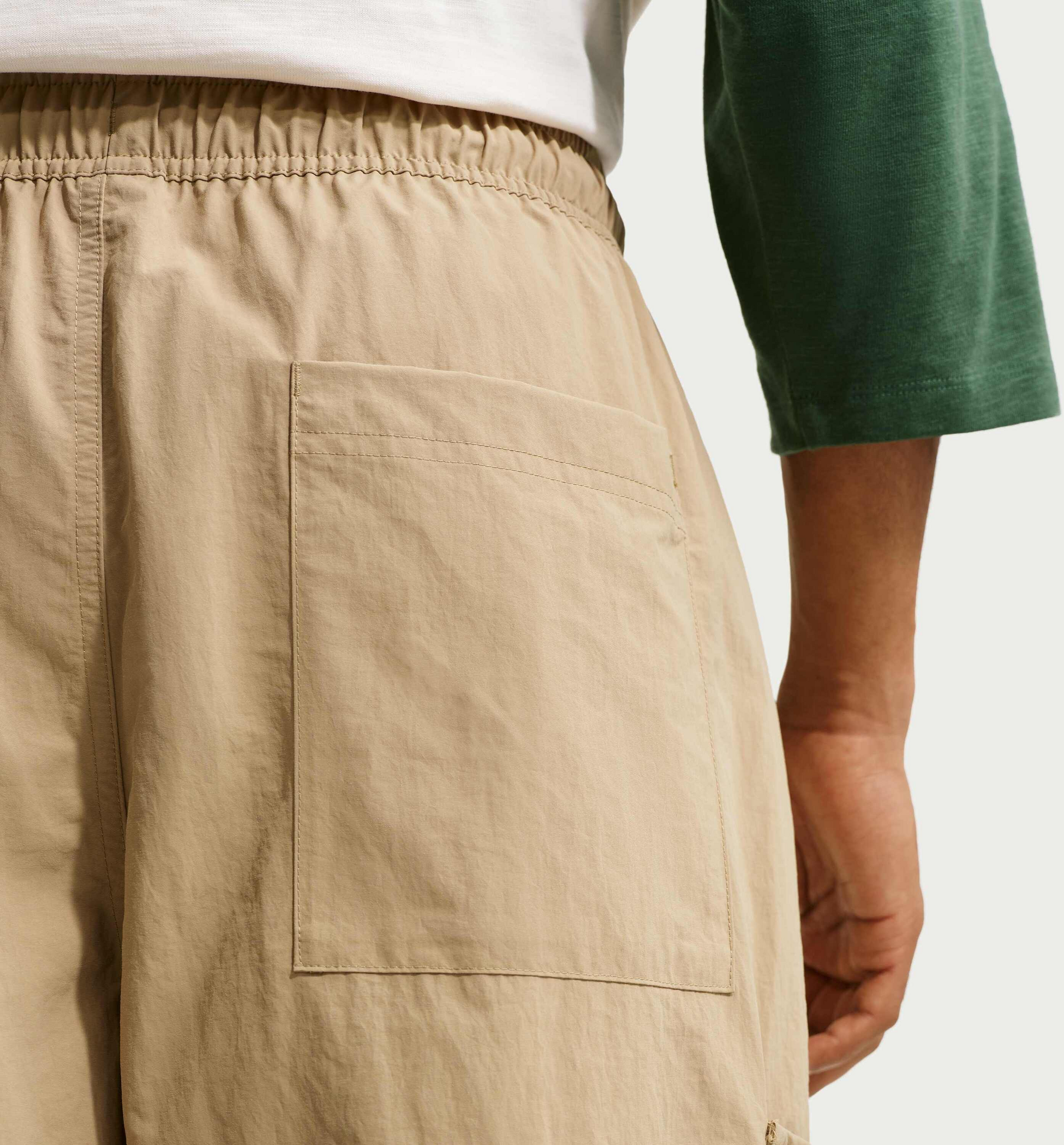 NIKE, Men's Oversized Cargo Shorts Sportswear Club