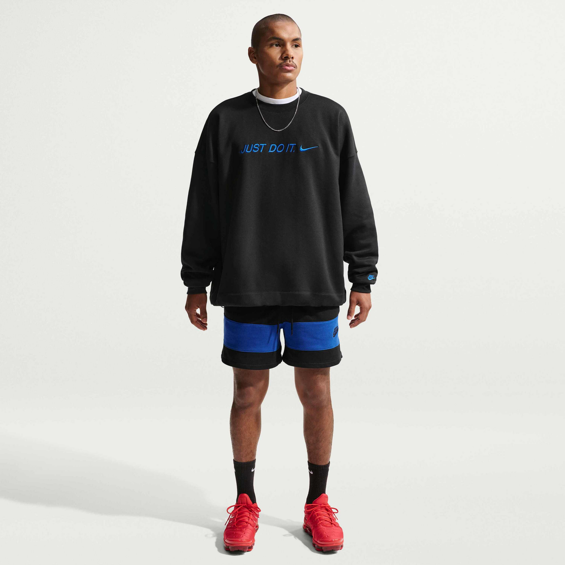 NIKE, Men's Oversized Fleece Crew-neck Sweatshirt Sportswear Club