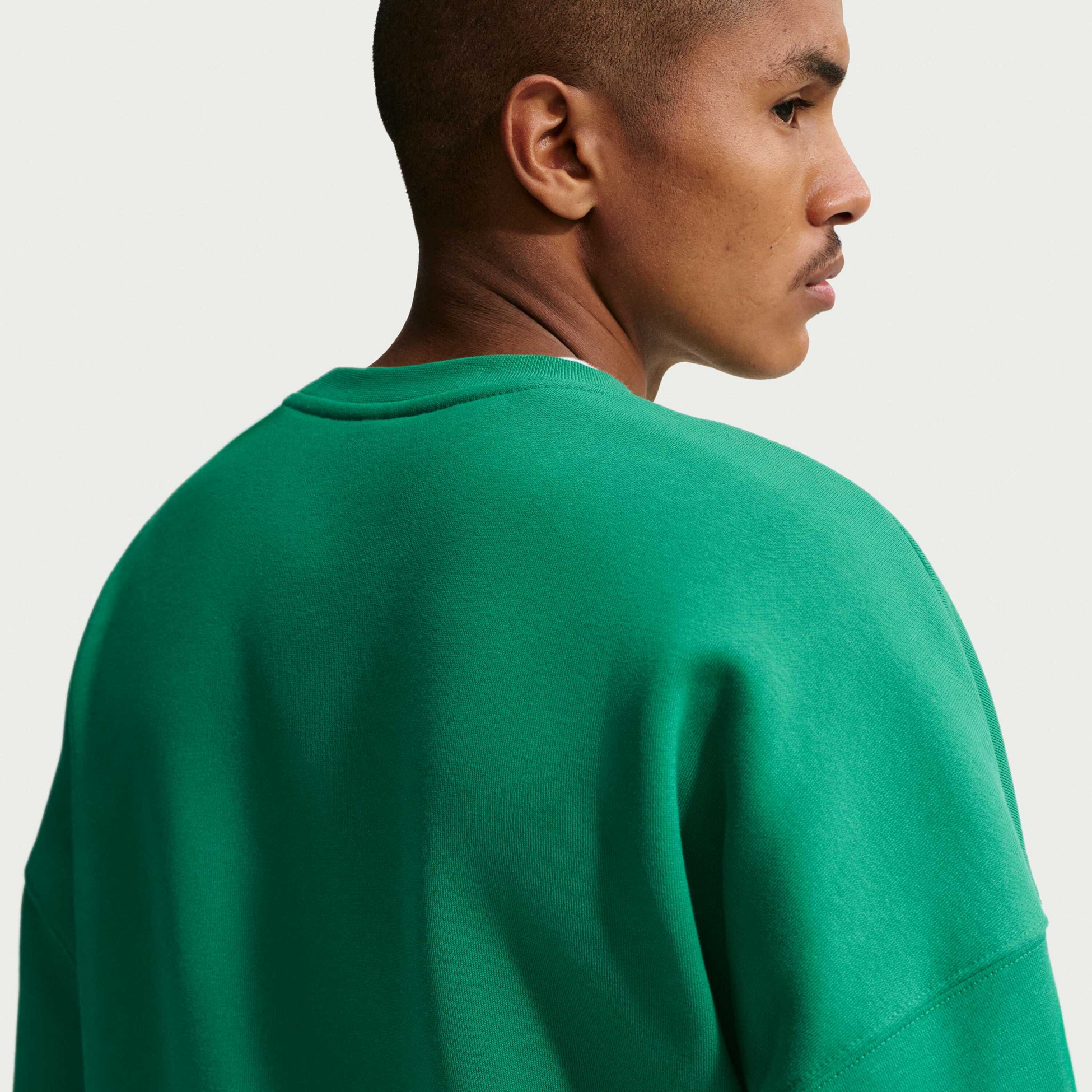 NIKE, Men's Oversized Fleece Crew-neck Sweatshirt Sportswear Club