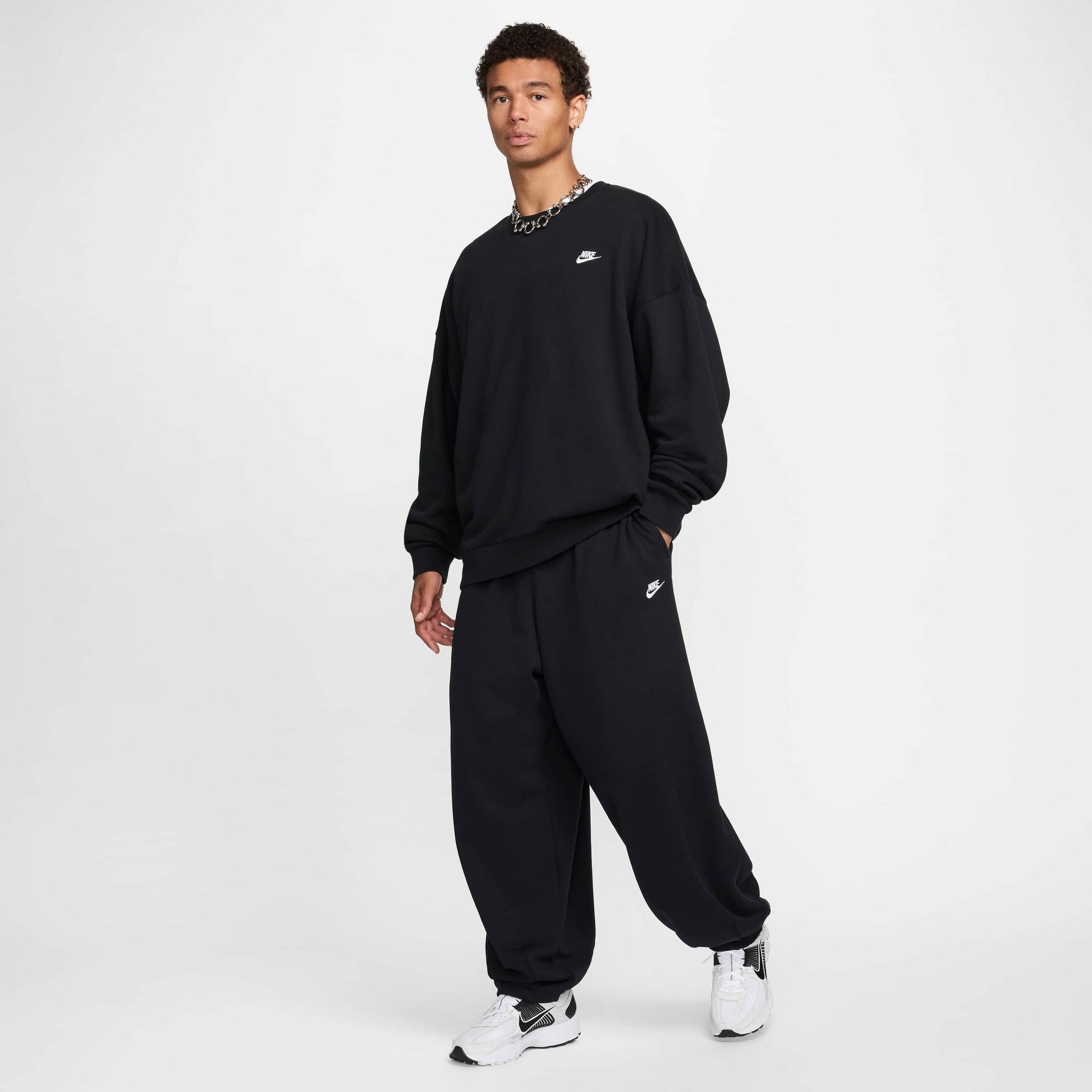 NIKE, Men's Oversized French Terry Crew Club Fleece