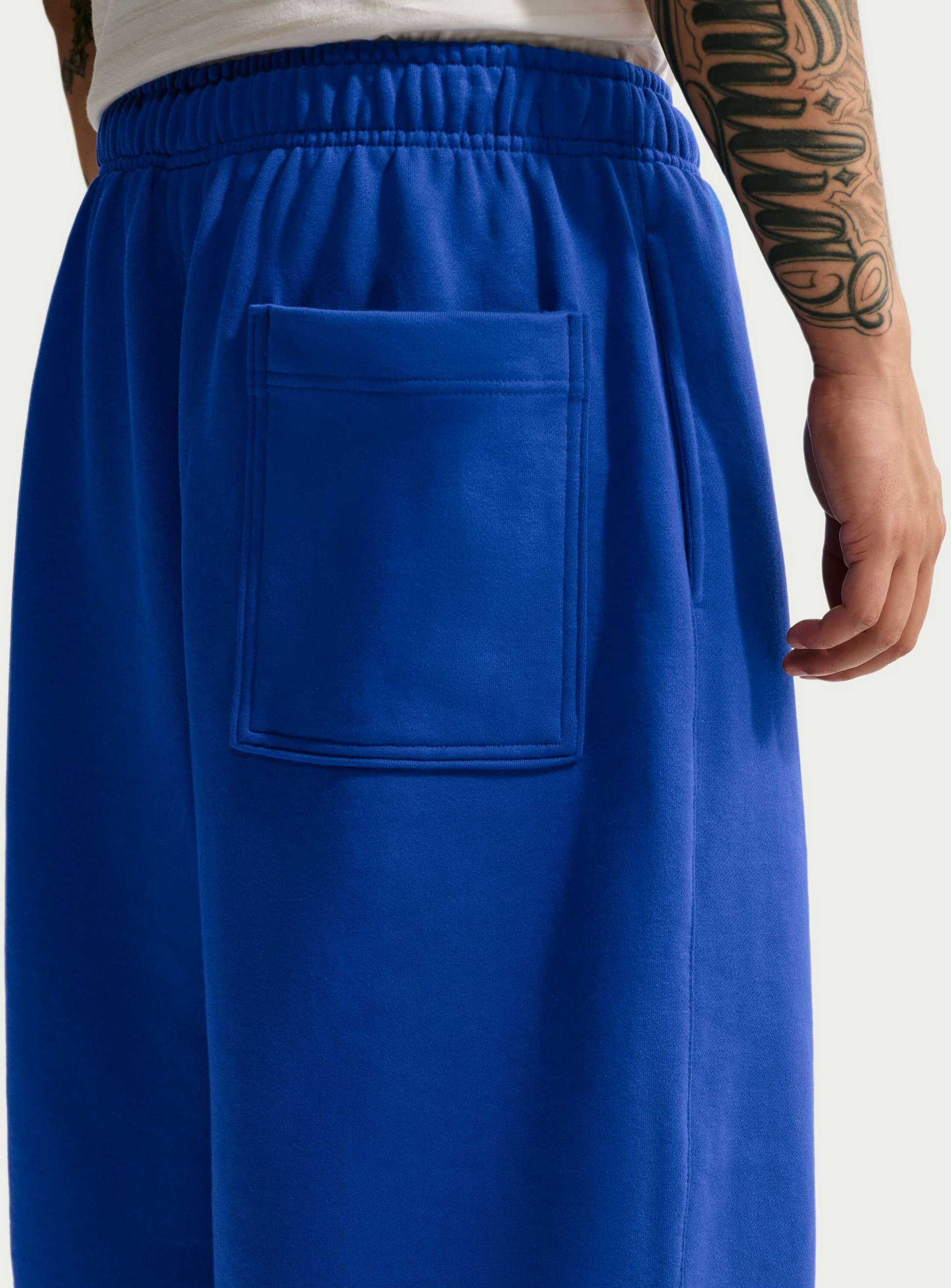 NIKE, Men's Oversized French Terry Shorts Sportswear Club