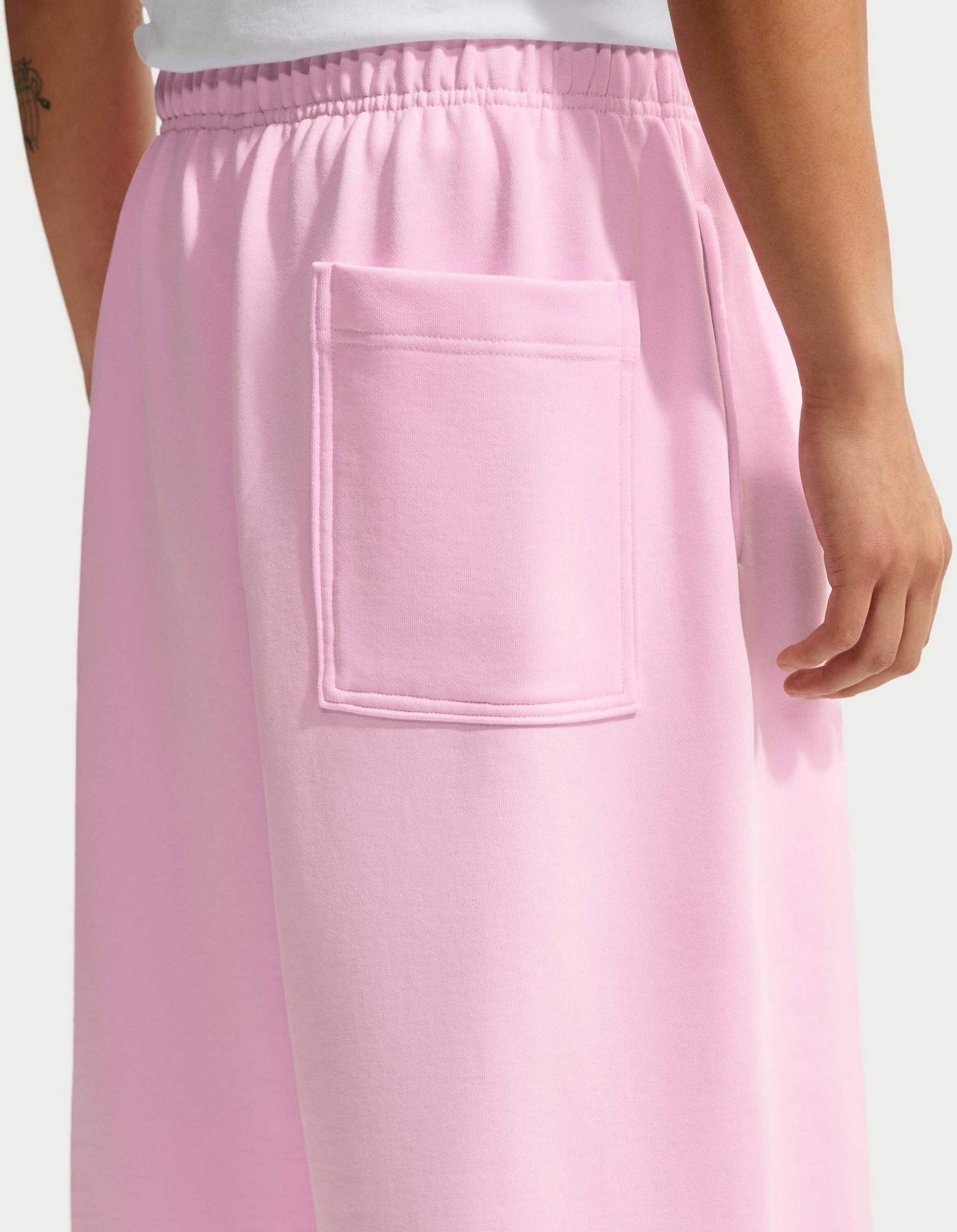 NIKE, Men's Oversized French Terry Shorts Sportswear Club