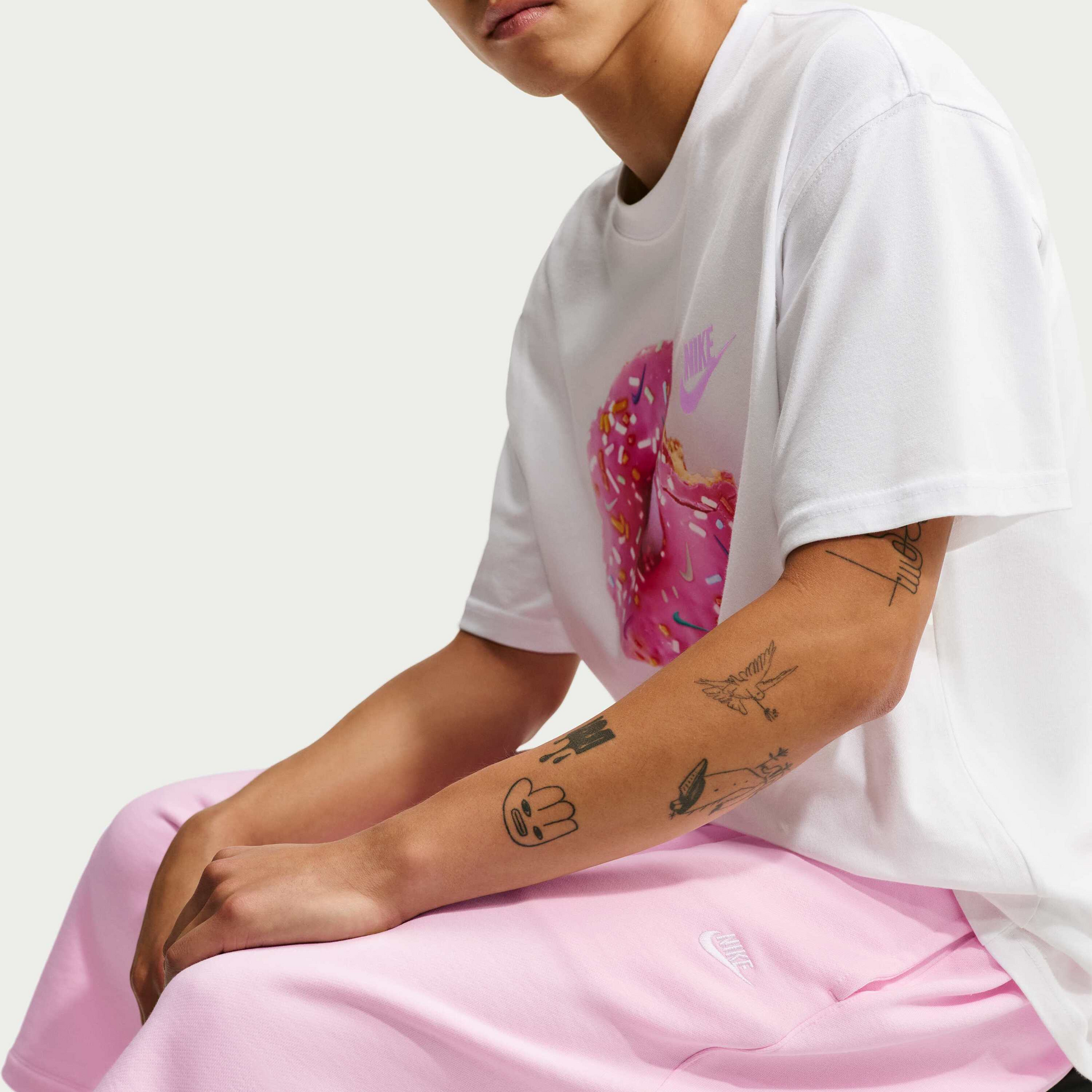 NIKE, Men's Oversized French Terry Shorts Sportswear Club