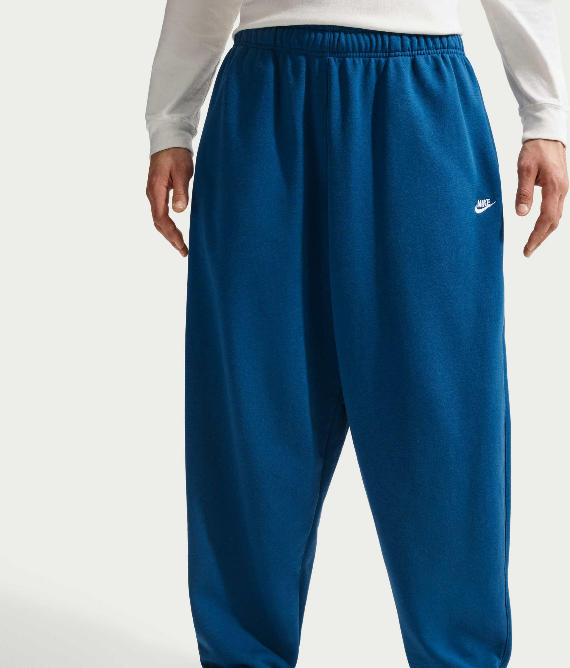NIKE, Men's Oversized French Terry Trousers Sportswear Club