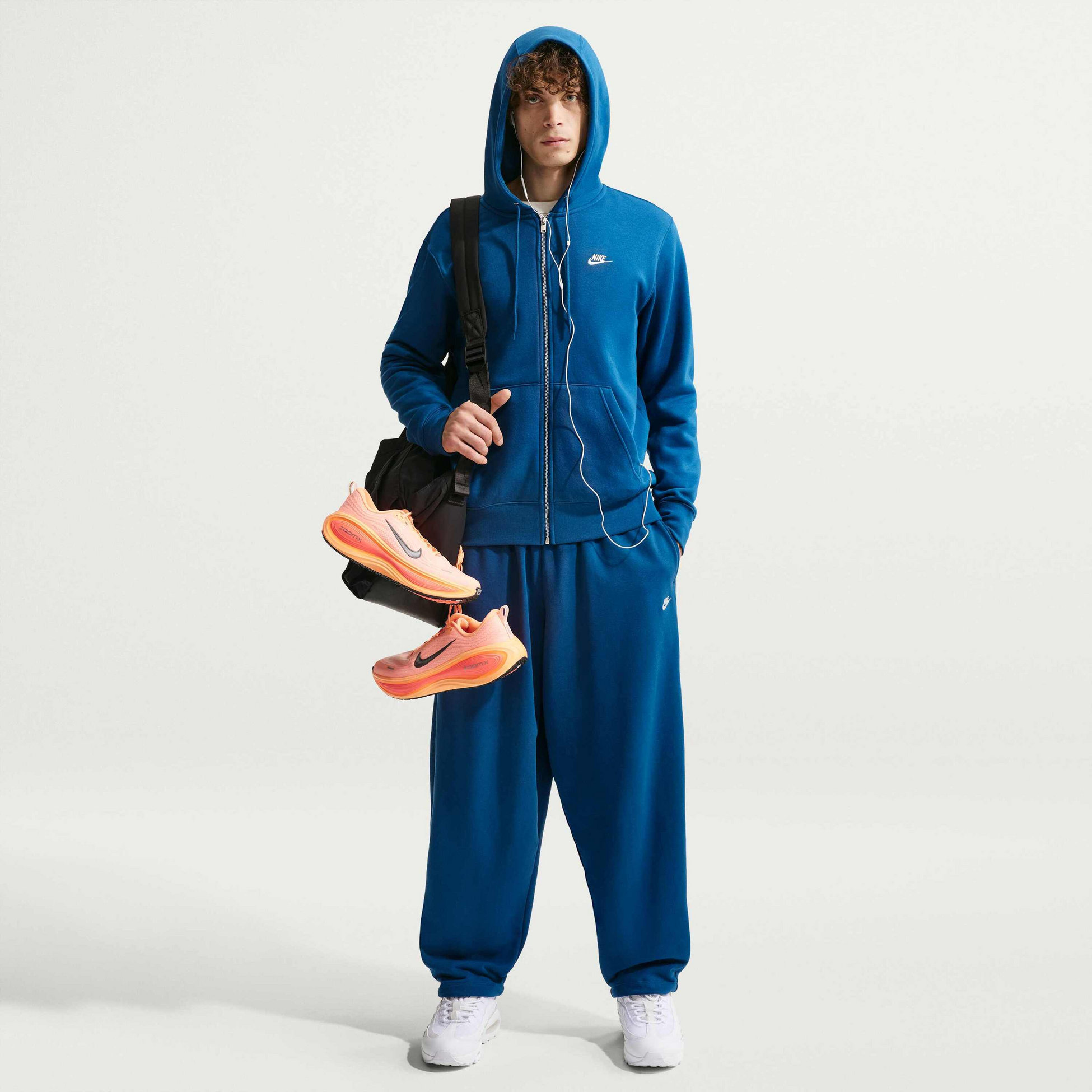 NIKE, Men's Oversized French Terry Trousers Sportswear Club