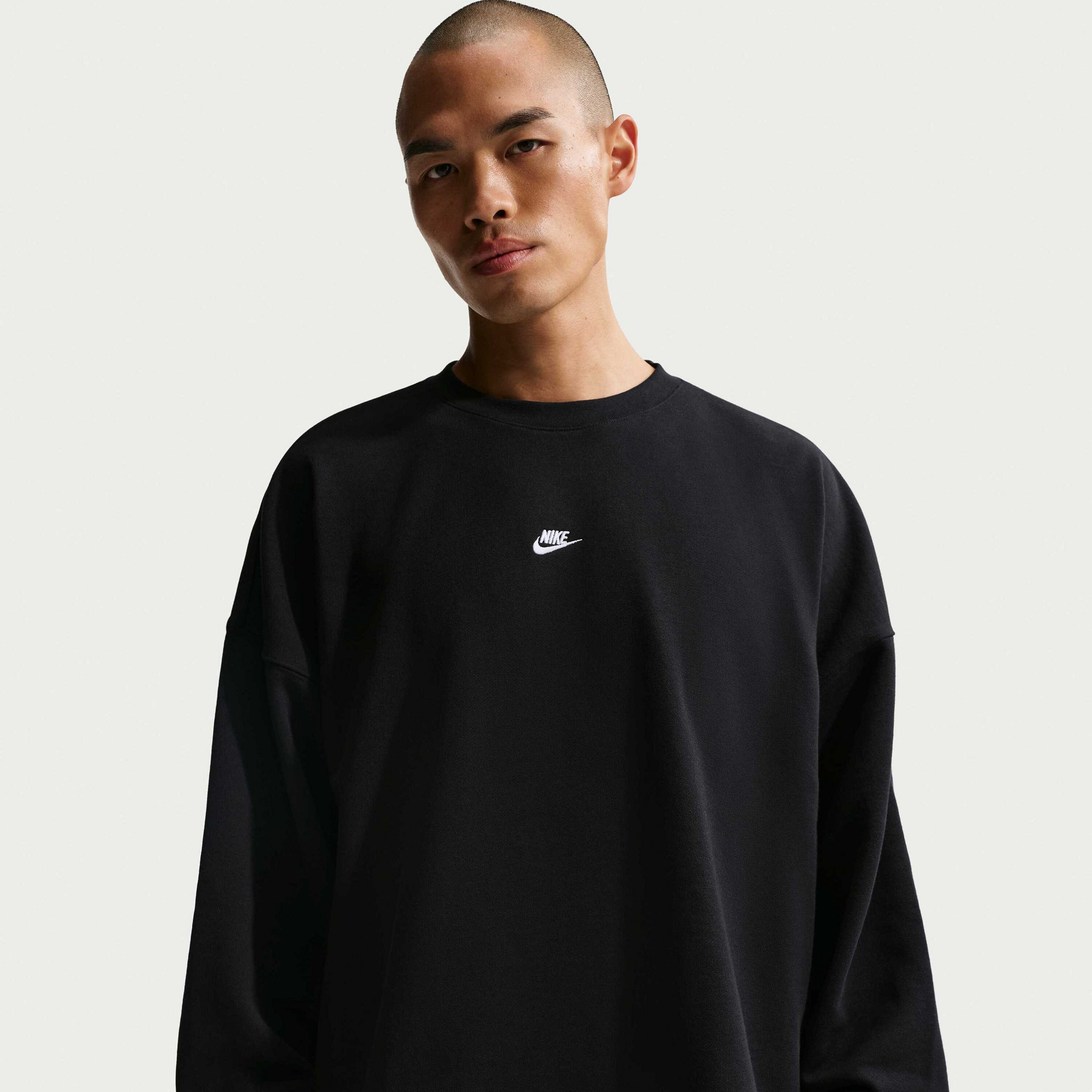 NIKE, Men's Oversized French-terry Crew-neck Sweatshirt Sportswear Club