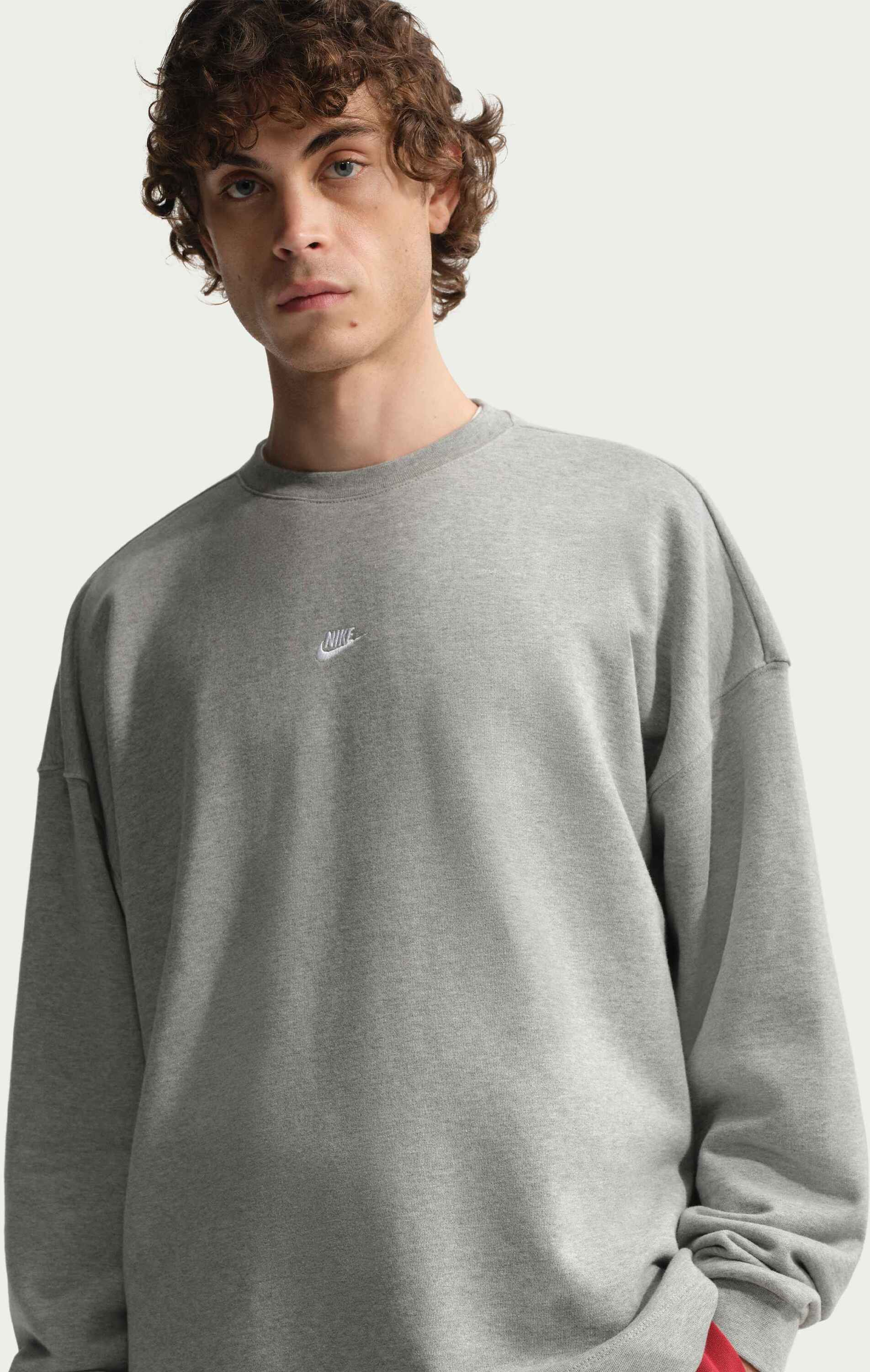 NIKE, Men's Oversized French-terry Crew-neck Sweatshirt Sportswear Club