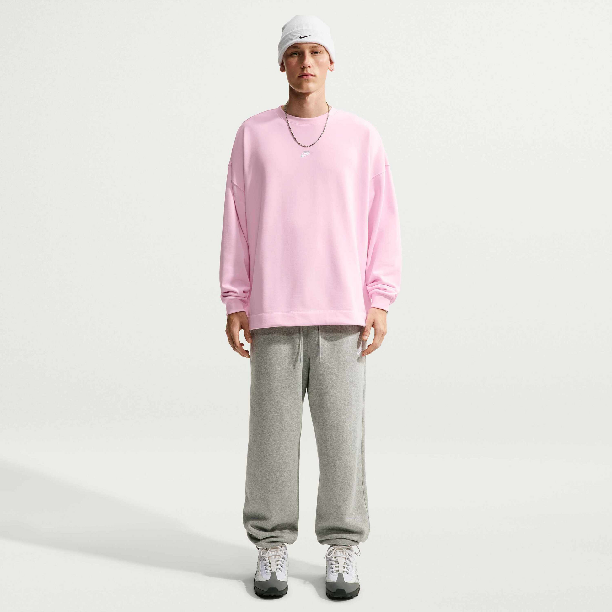 NIKE, Men's Oversized French-terry Crew-neck Sweatshirt Sportswear Club