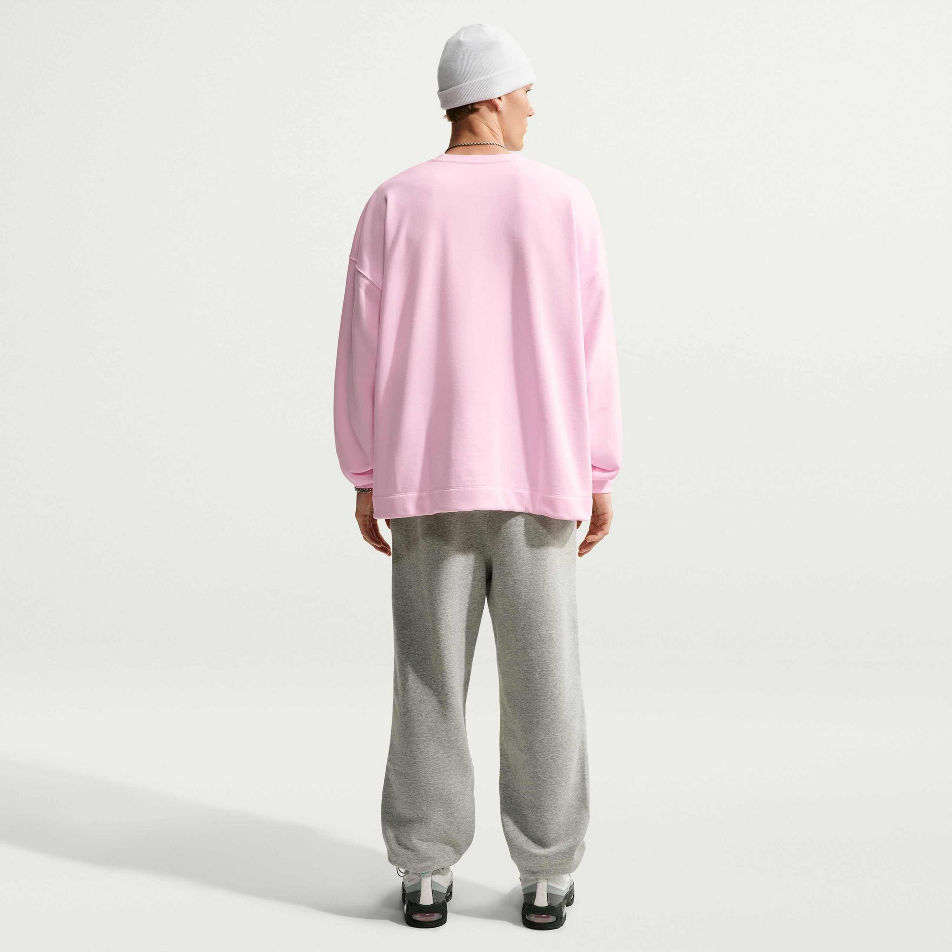 NIKE, Men's Oversized French-terry Crew-neck Sweatshirt Sportswear Club