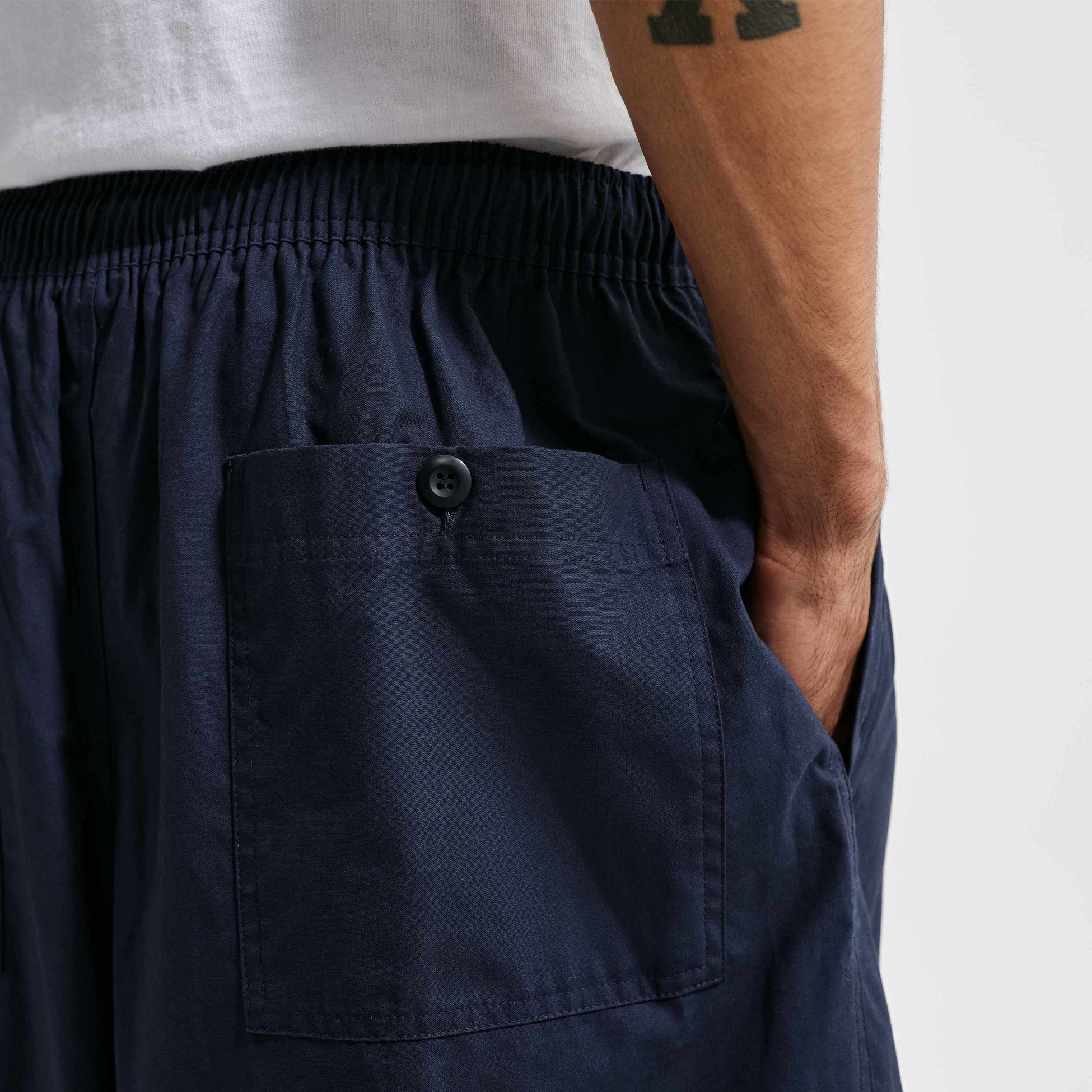 NIKE, Men's Oversized Shorts Sportswear Club