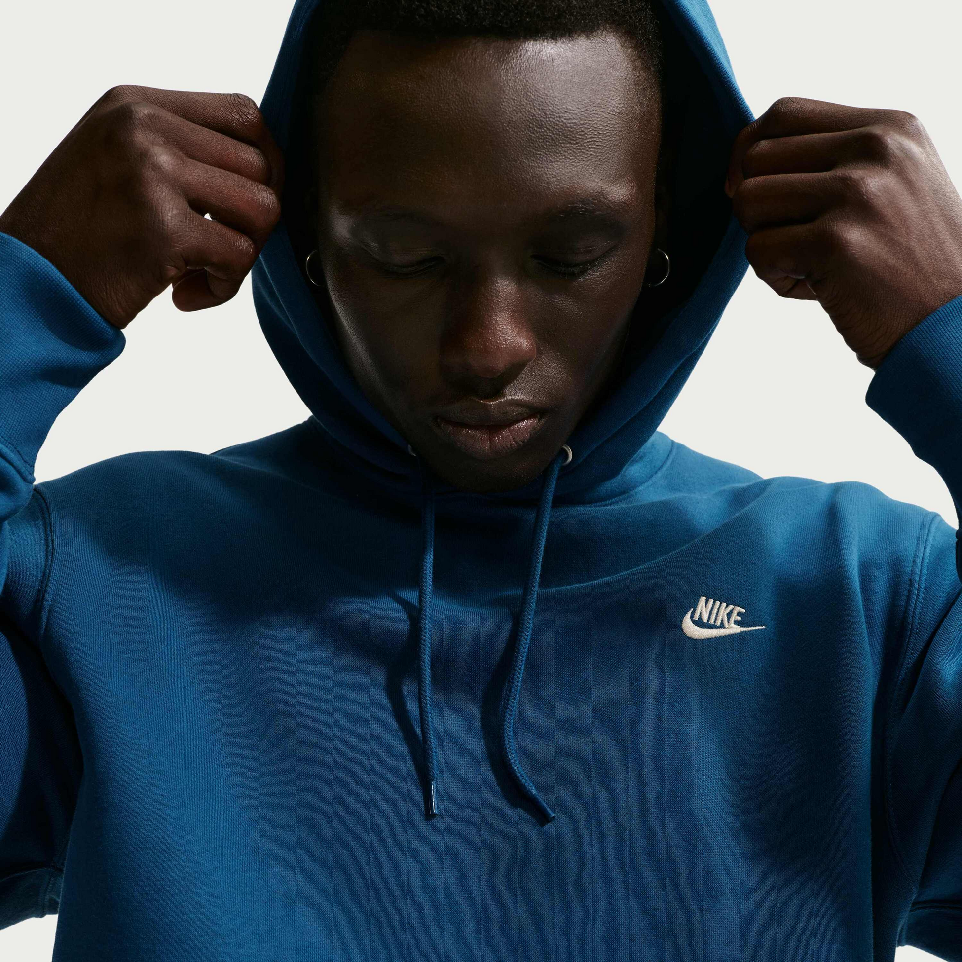 NIKE, Men's Pullover Fleece Hoodie Club