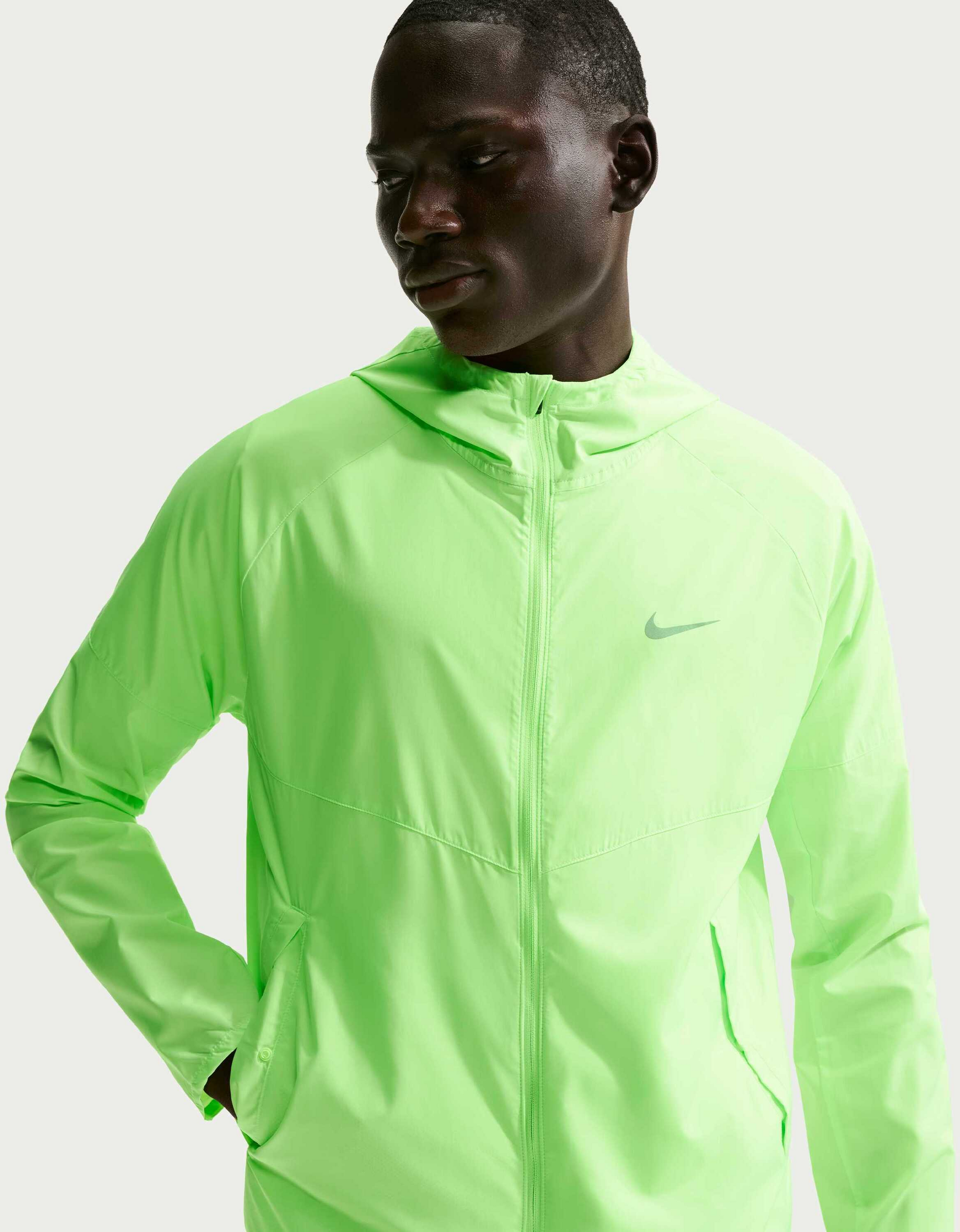 NIKE, Men's Repel Running Jacket Miler