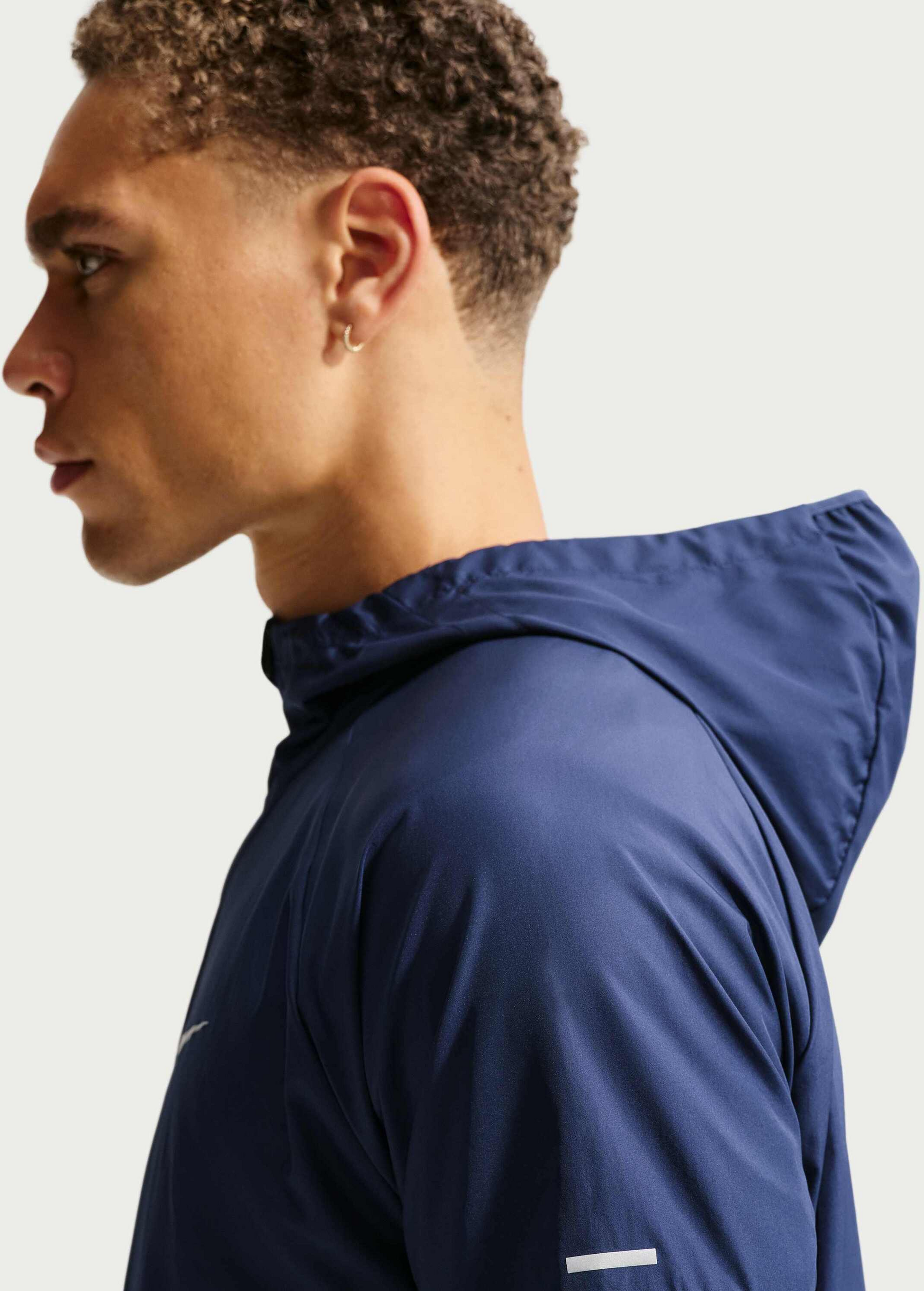 NIKE, Men's Repel Running Jacket Miler