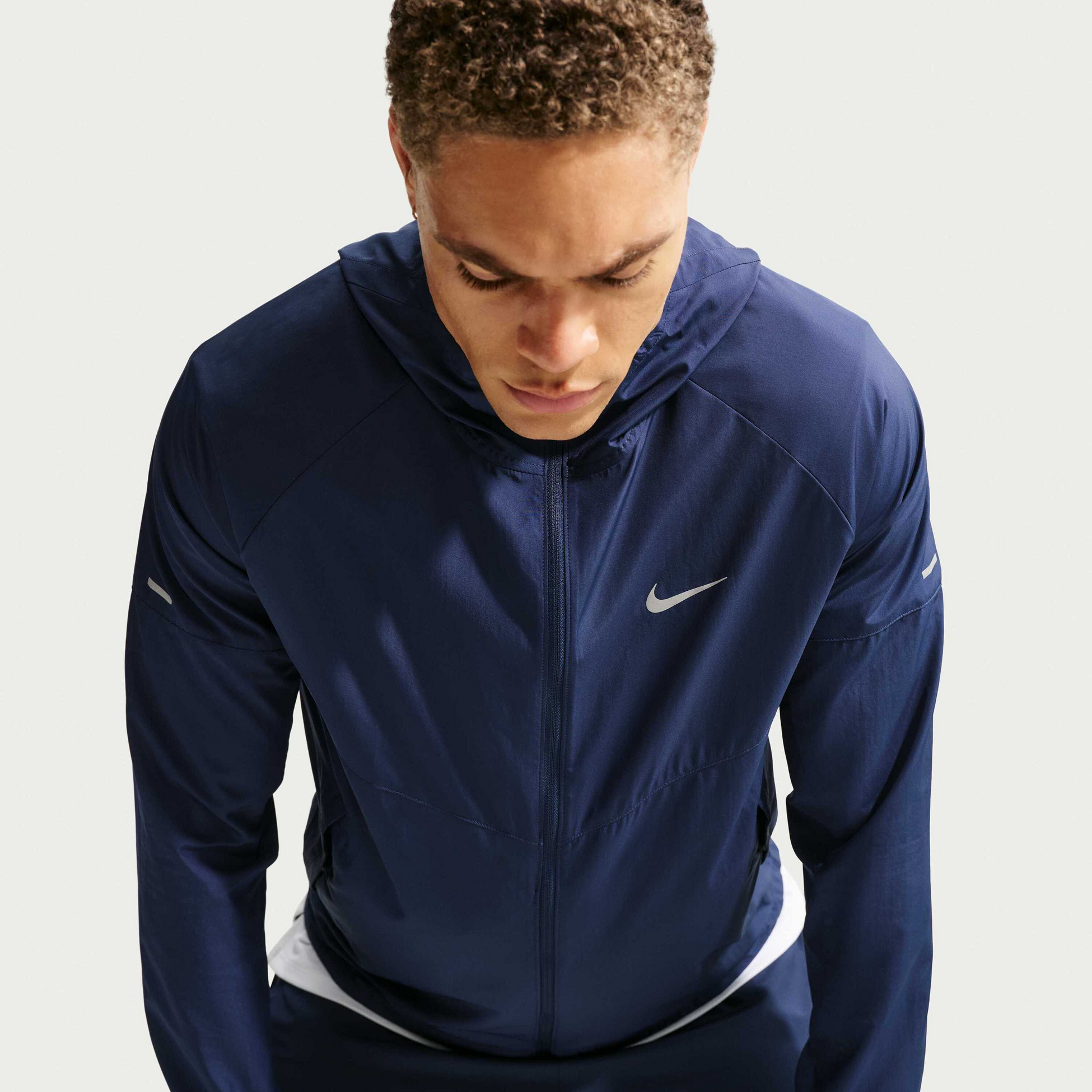 NIKE, Men's Repel Running Jacket Miler