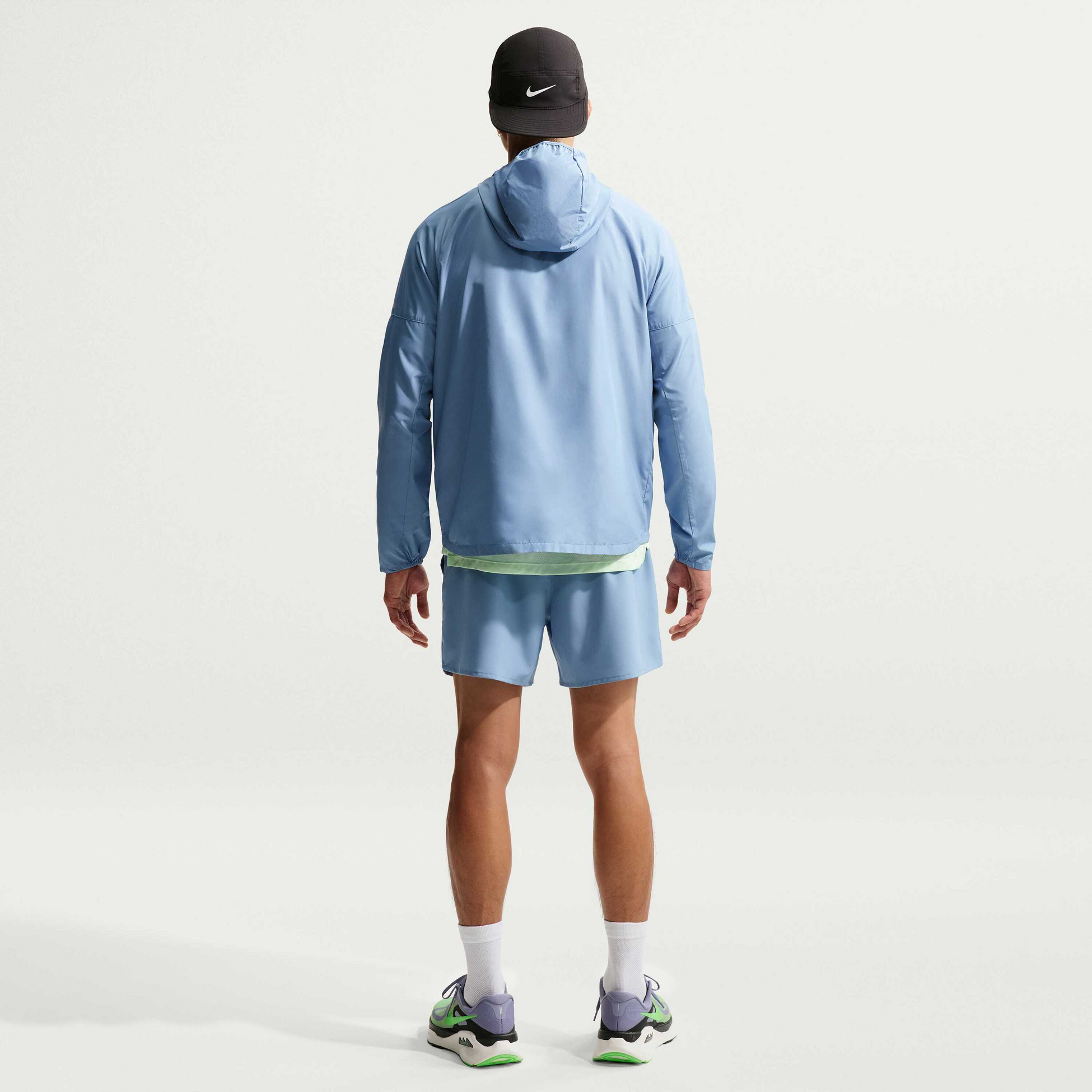 NIKE, Men's Repel Running Jacket Miler