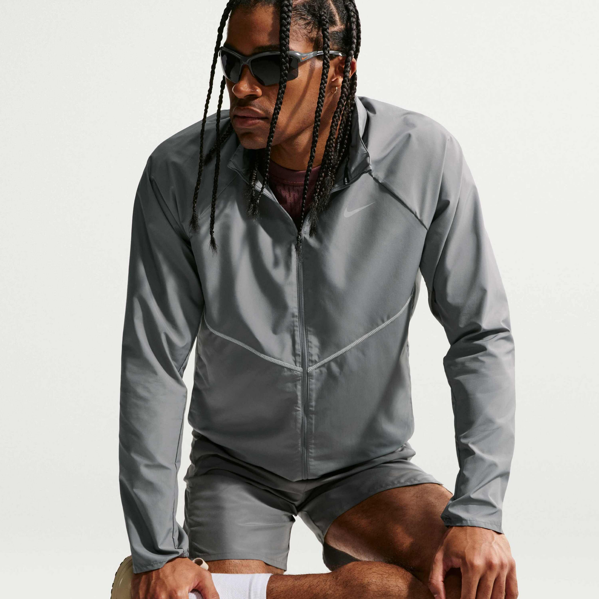 NIKE, Men's Repel Uv Protection Running Jacket Miler