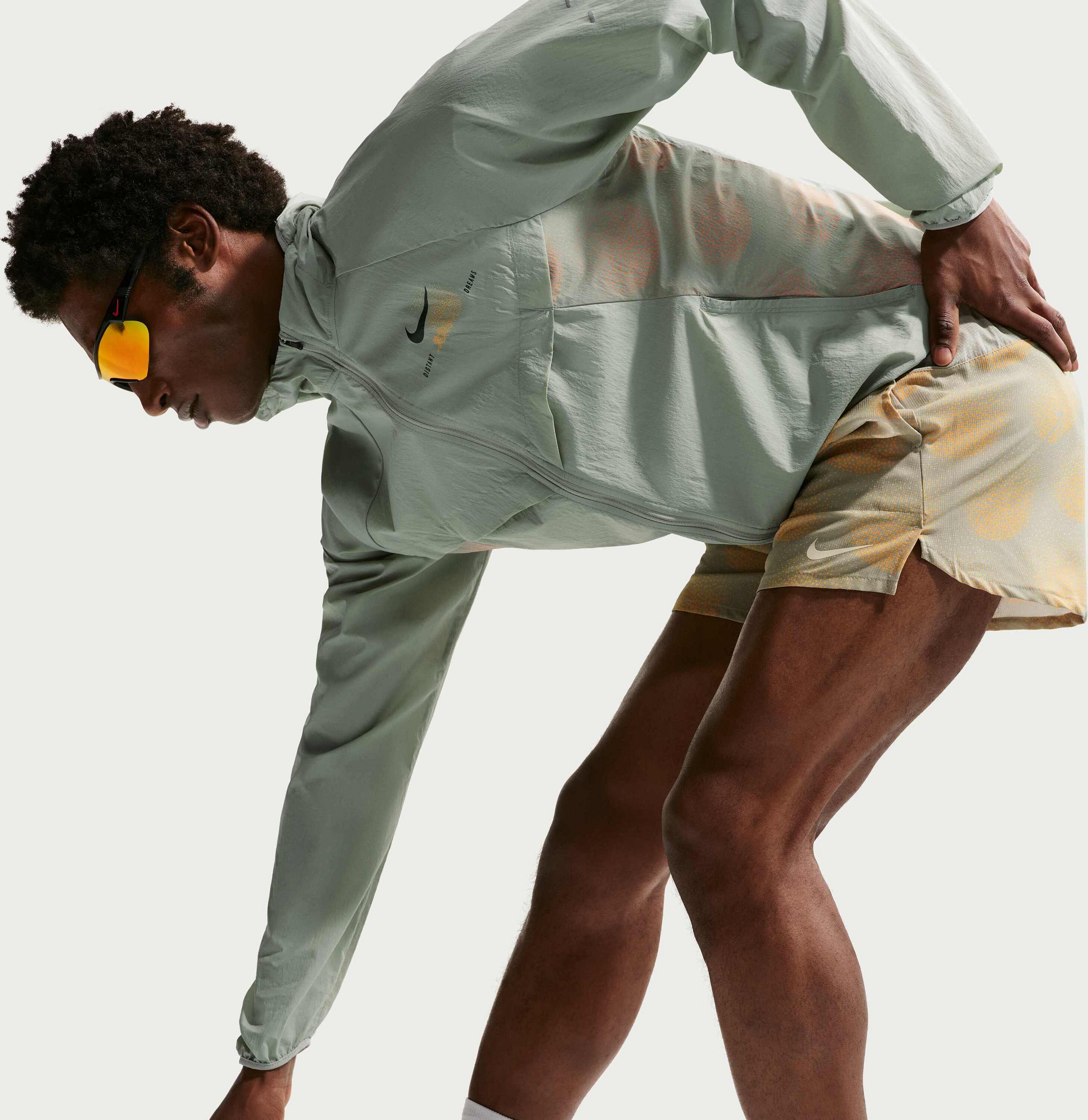 NIKE, Men's Repel Uv Protection Running Jacket Stride
