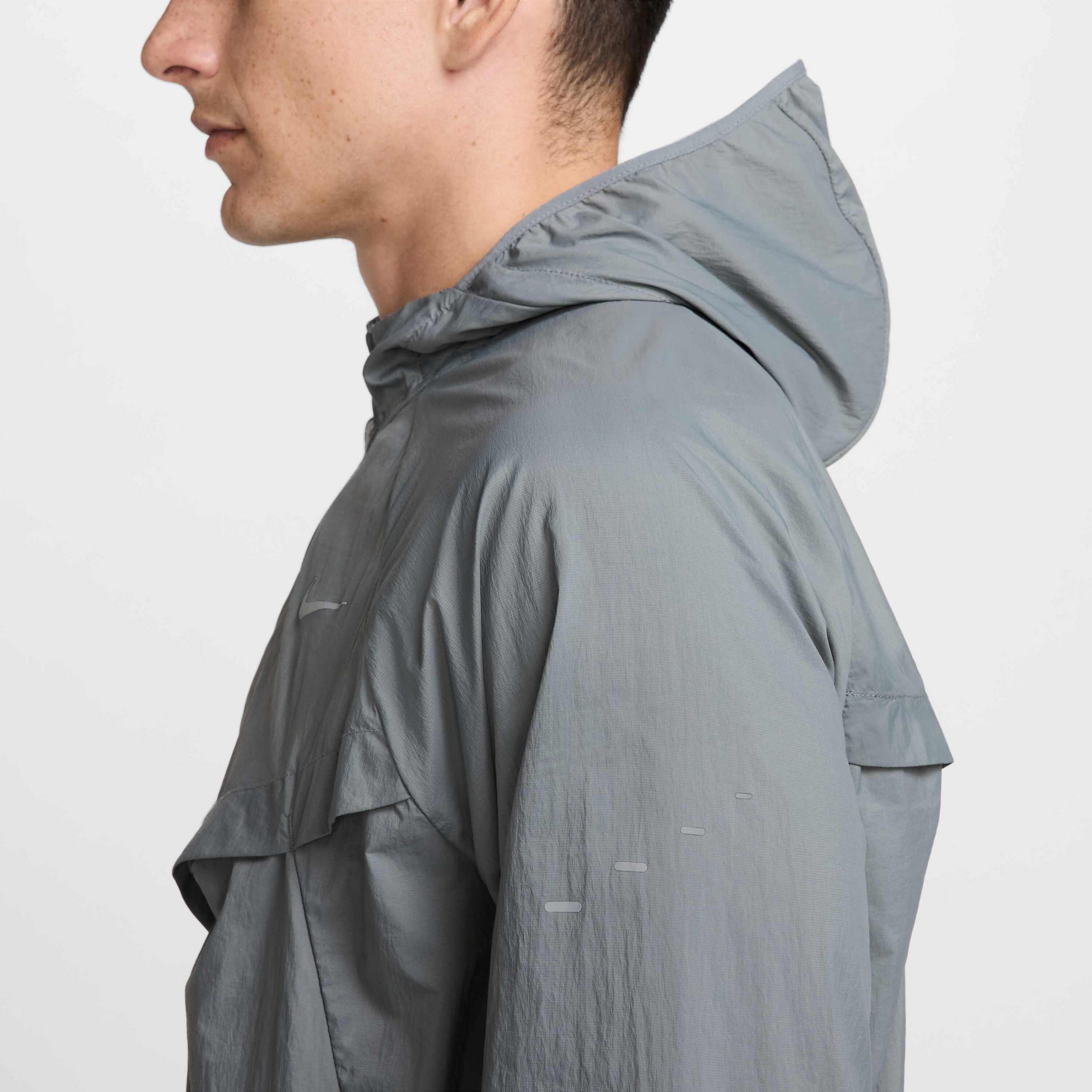 NIKE, Men's Repel Uv Running Jacket Stride