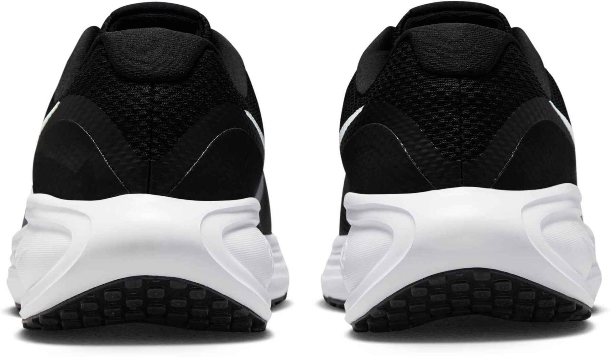 NIKE, Men's Road Running Shoes (wide) Revolution 8