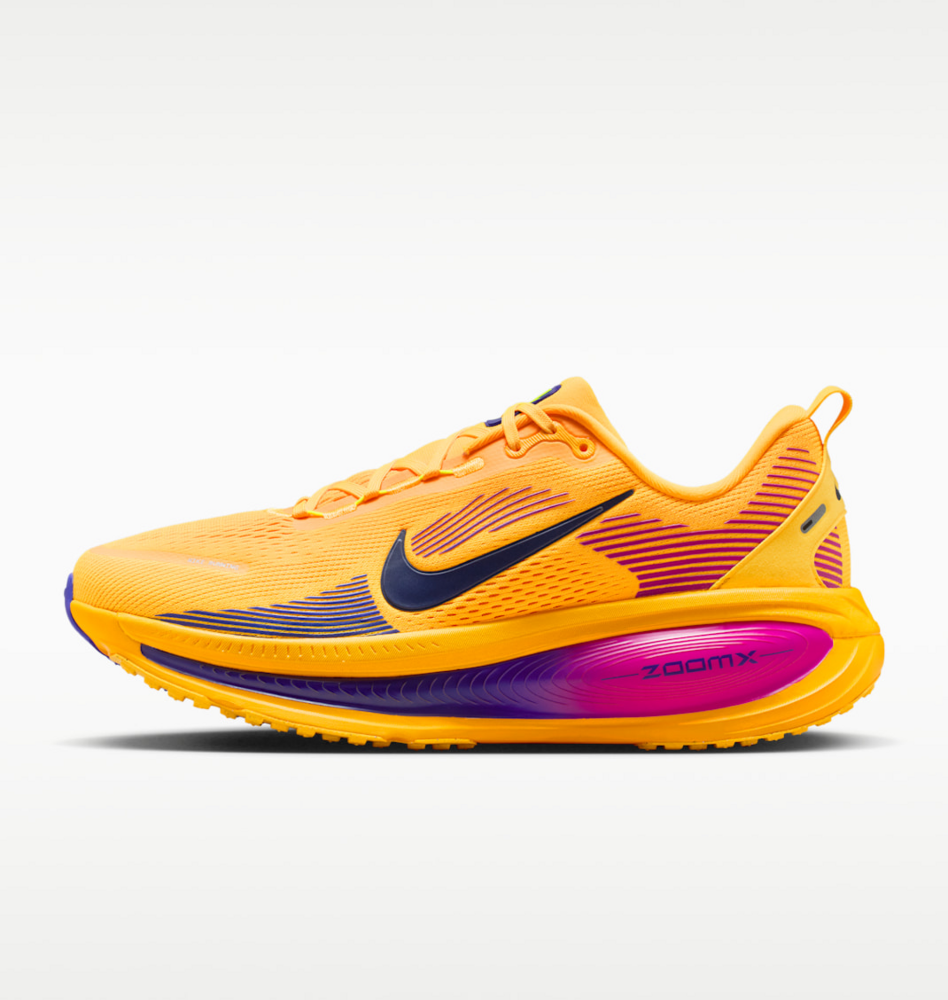 NIKE, Men's Road Running Shoes Vomero 18