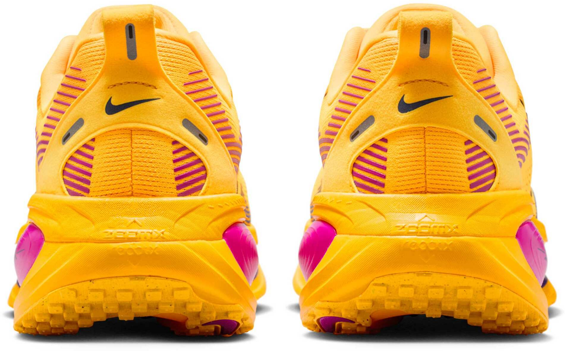 NIKE, Men's Road Running Shoes Vomero 18