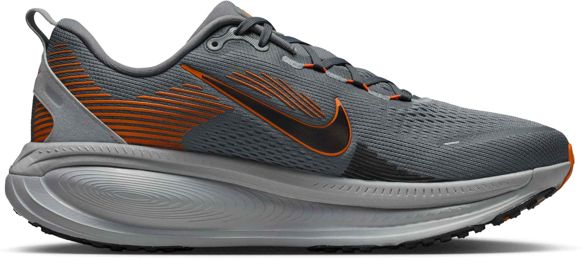 NIKE, Men's Road Running Shoes Vomero 18