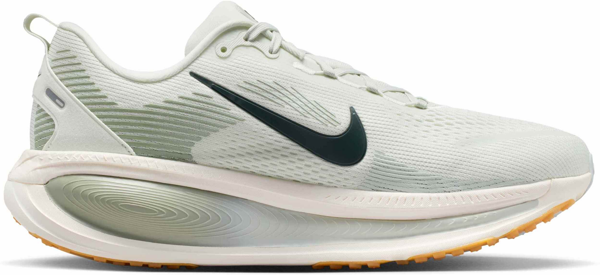 NIKE, Men's Road Running Shoes Vomero 18
