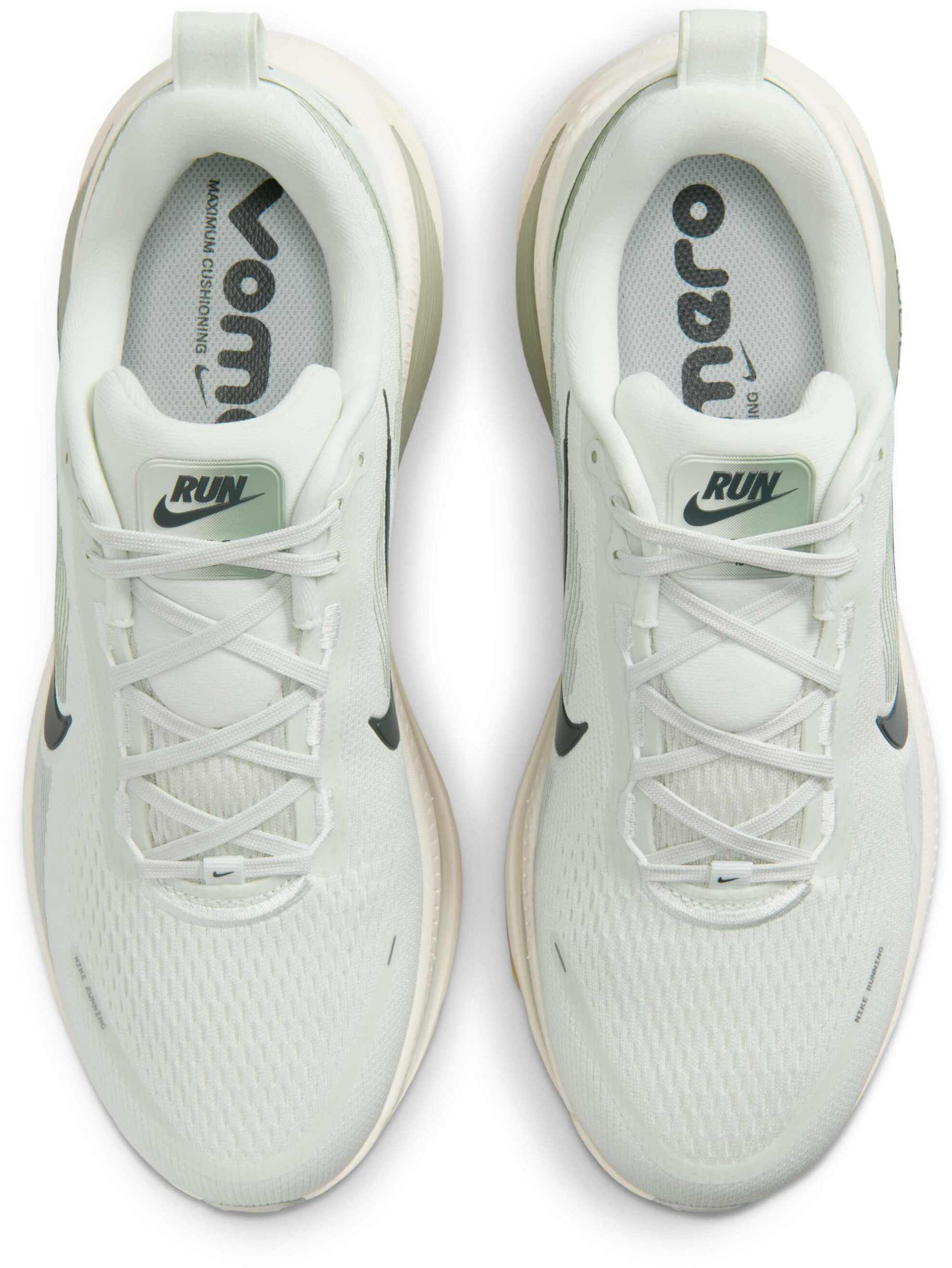 NIKE, Men's Road Running Shoes Vomero 18