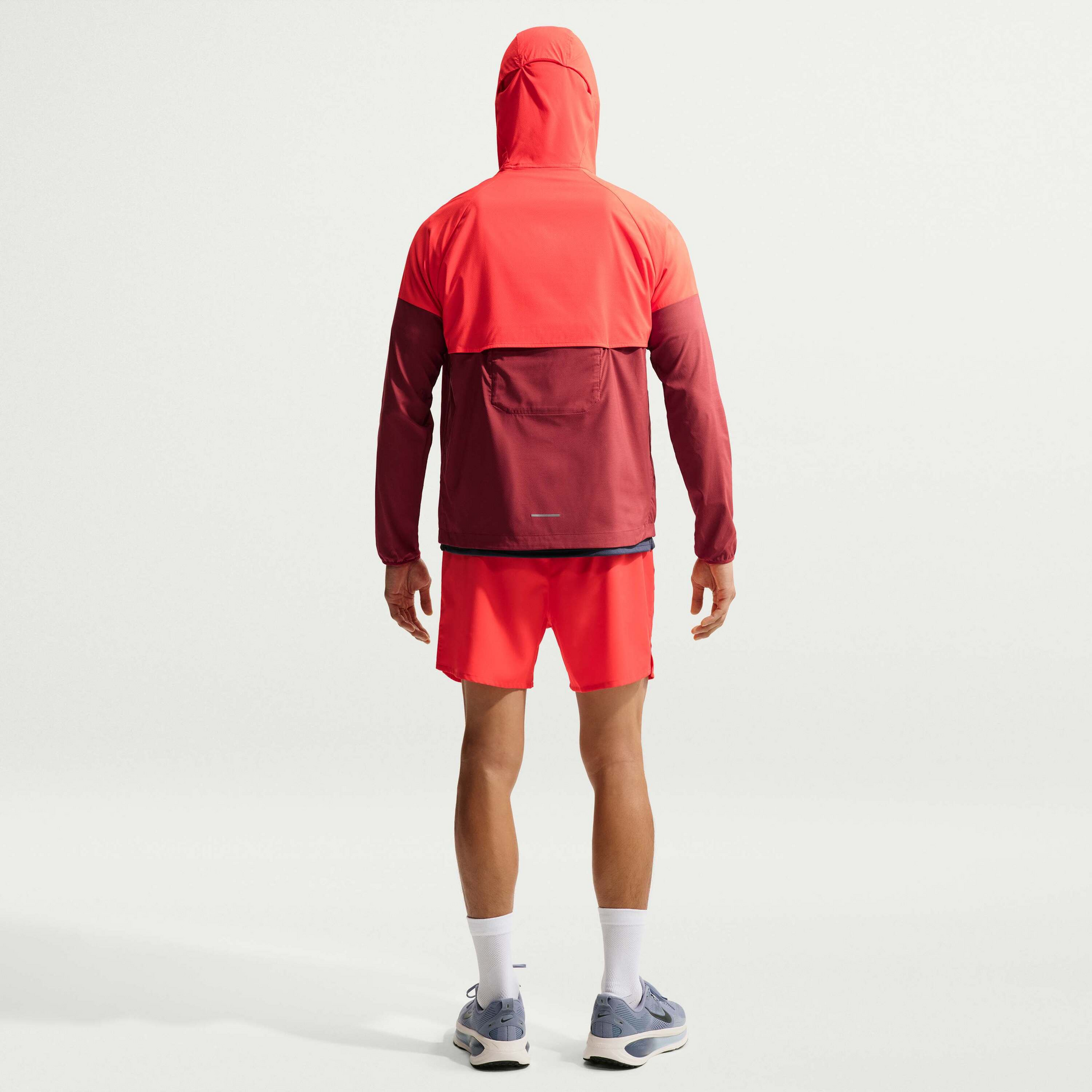 NIKE, Men's Running Jacket Impossibly Light Windrunner