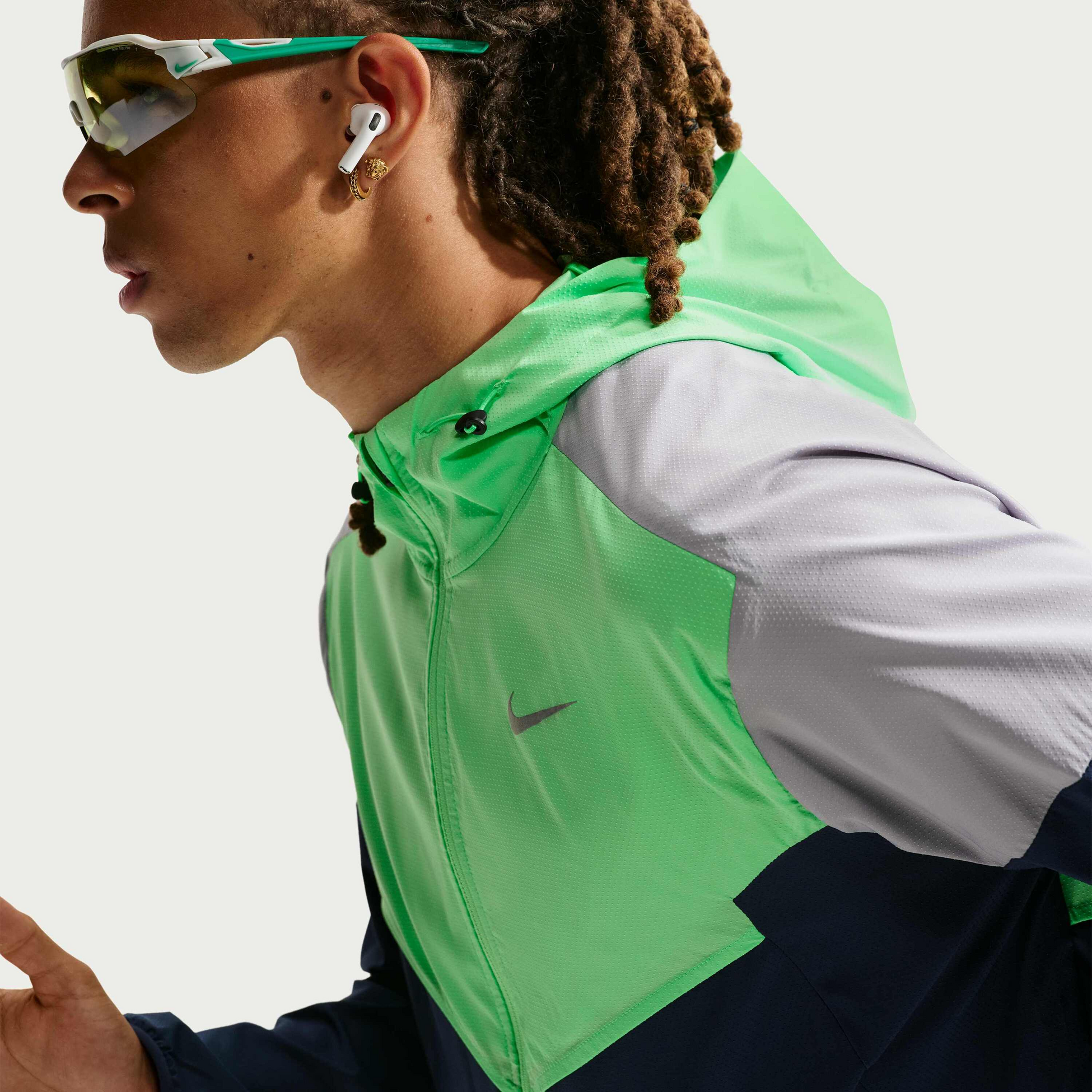 NIKE, Men's Running Jacket Impossibly Light Windrunner