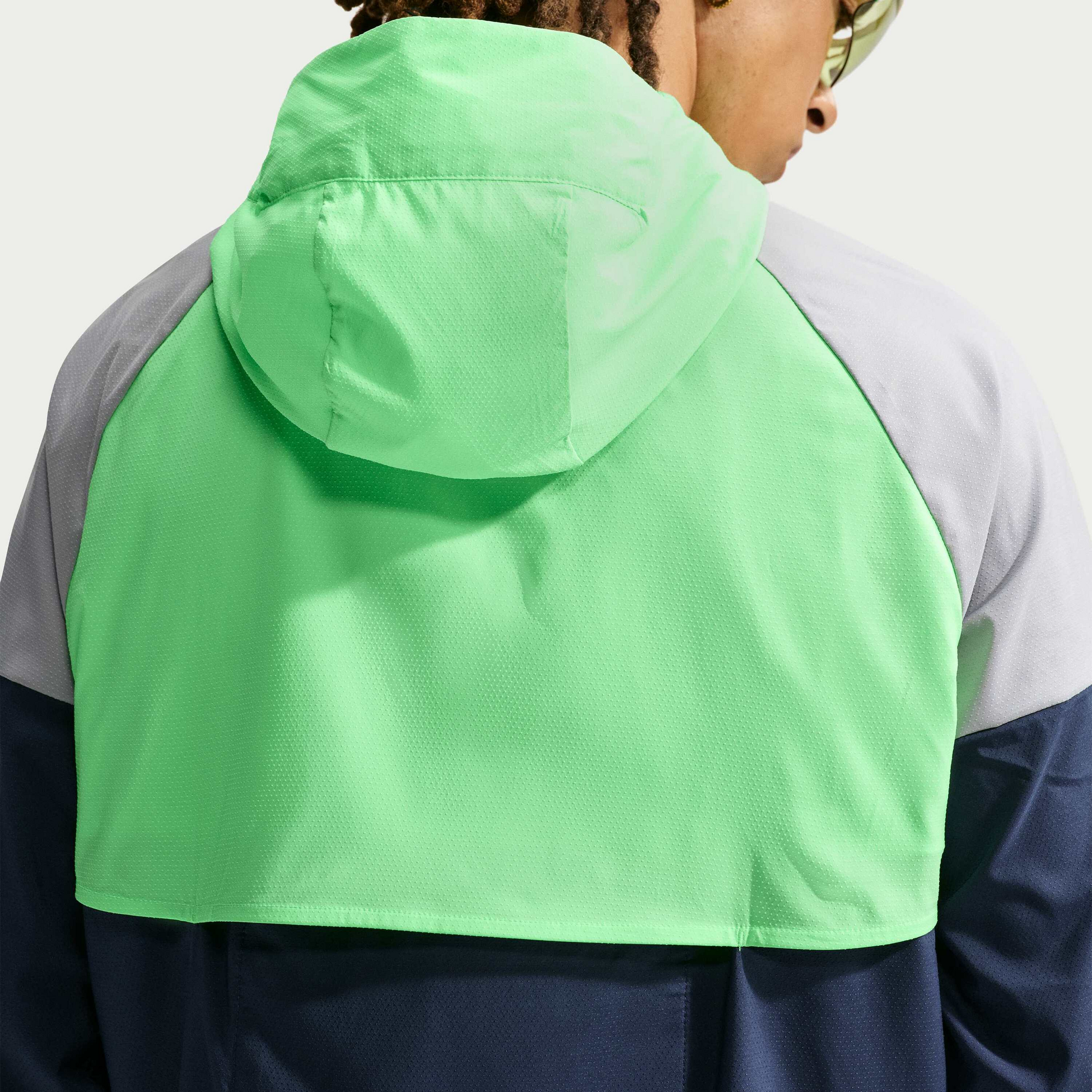 NIKE, Men's Running Jacket Impossibly Light Windrunner