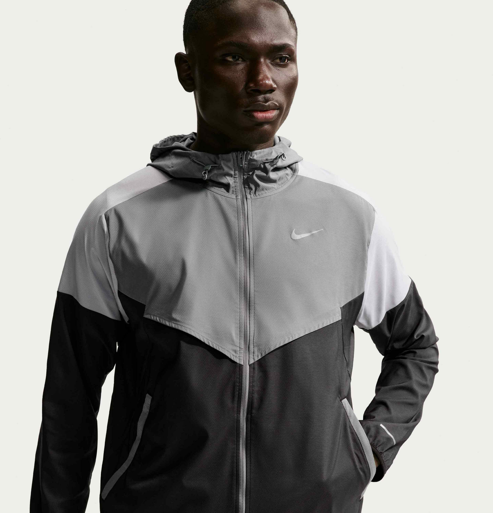 NIKE, Men's Running Jacket Impossibly Light Windrunner