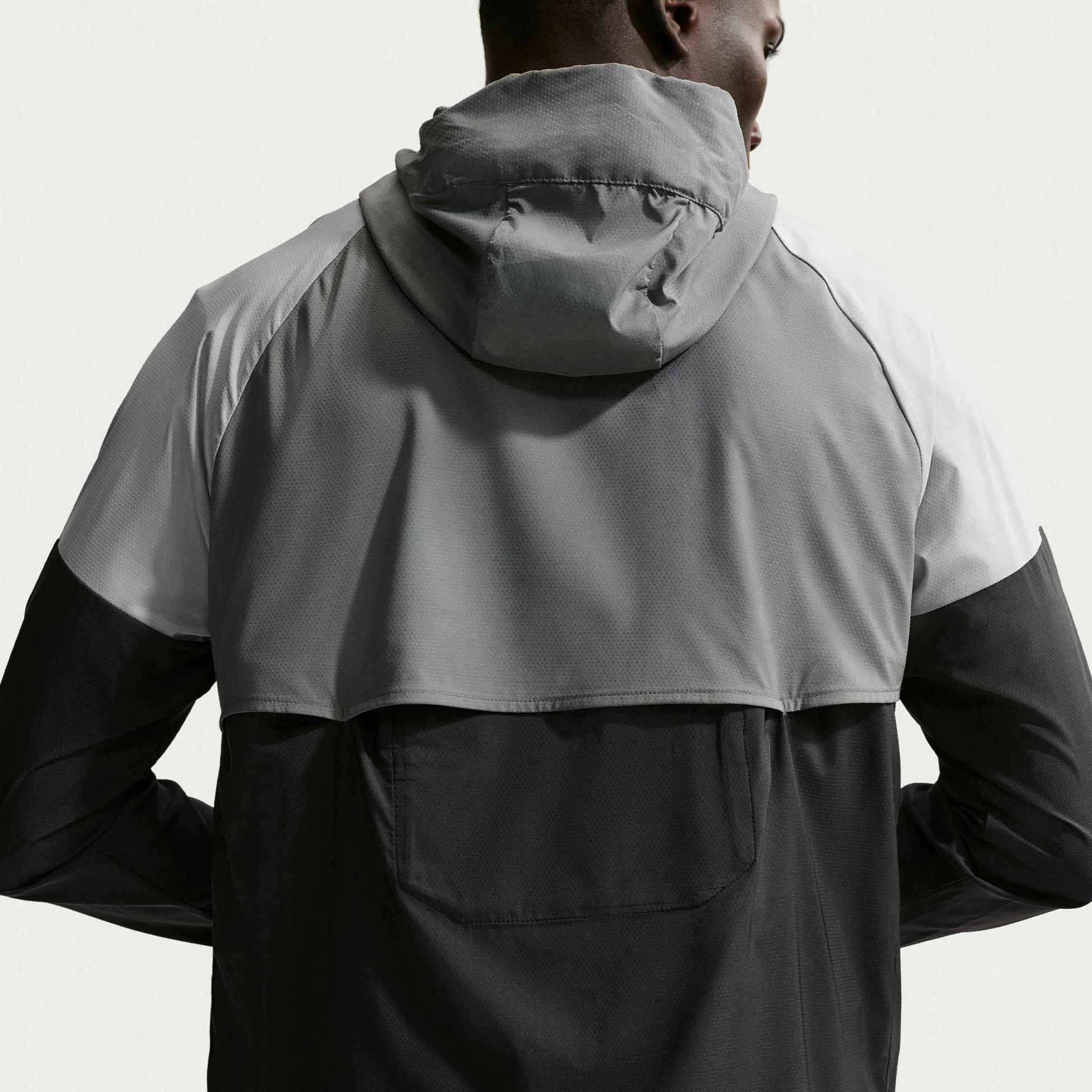 NIKE, Men's Running Jacket Impossibly Light Windrunner