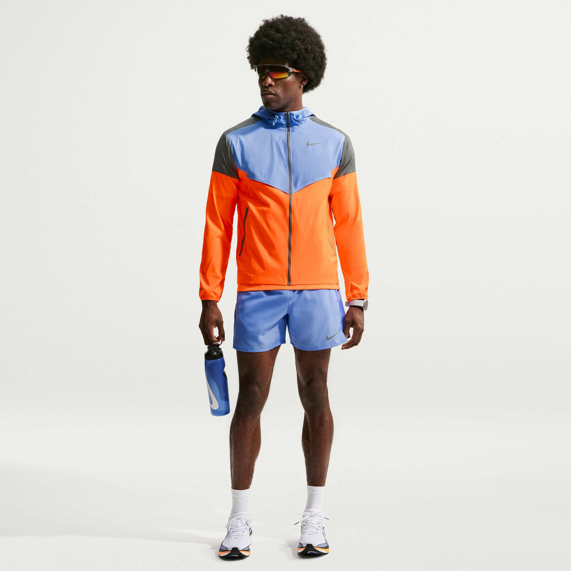 NIKE, Men's Running Jacket Impossibly Light Windrunner