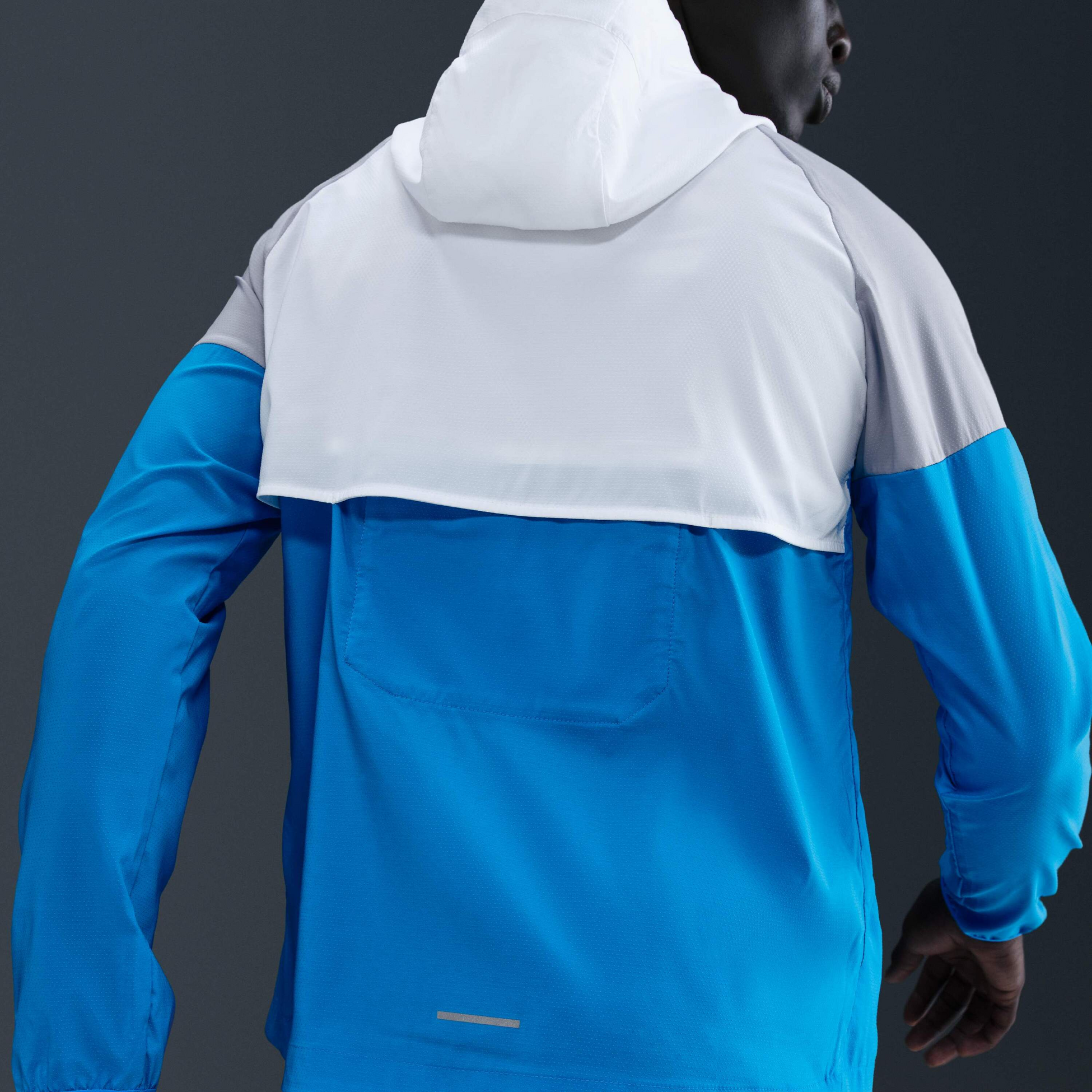 NIKE, Men's Running Jacket Impossibly Light Windrunner
