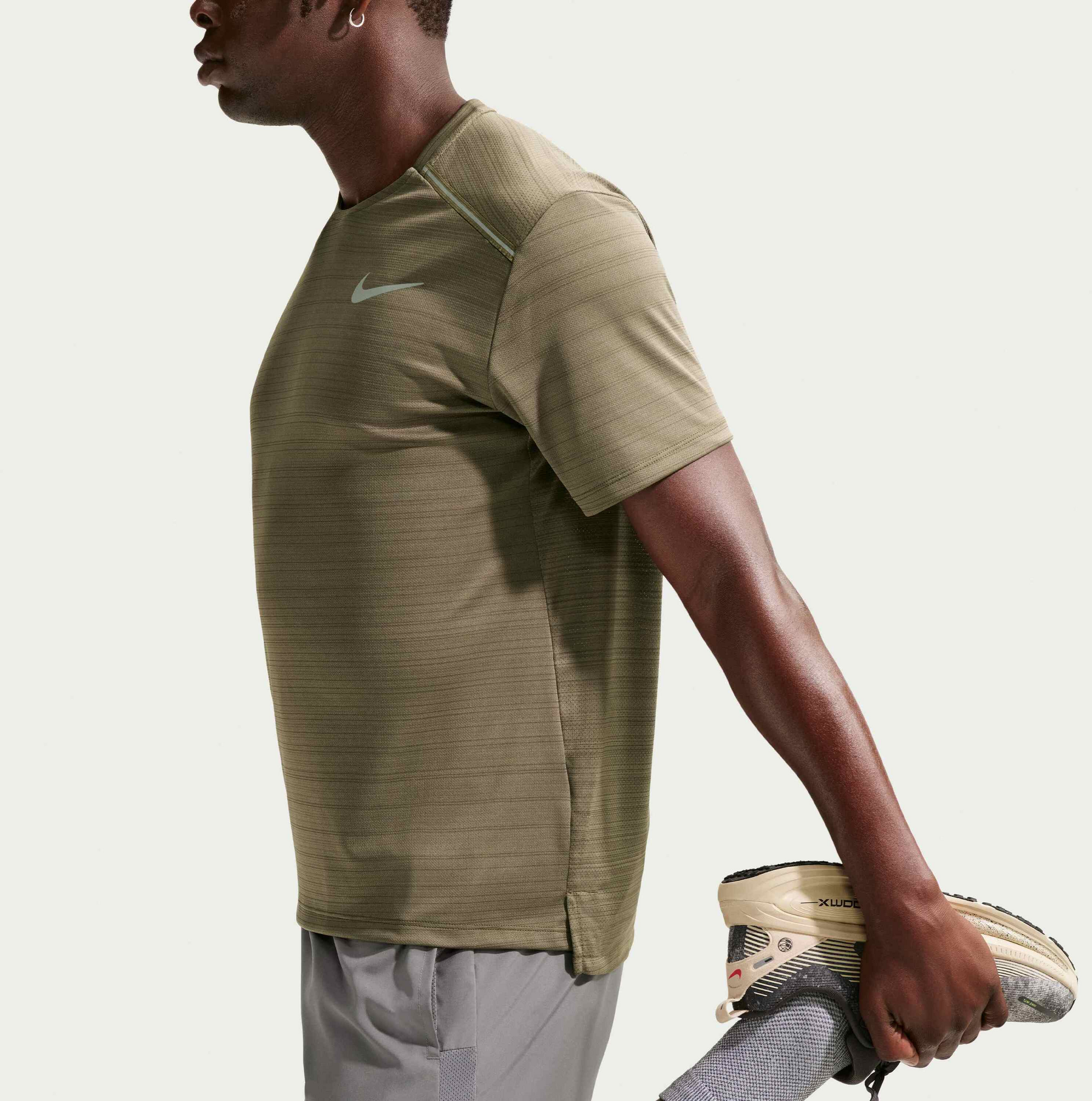 NIKE, Men's Short-sleeve Running Top Miler