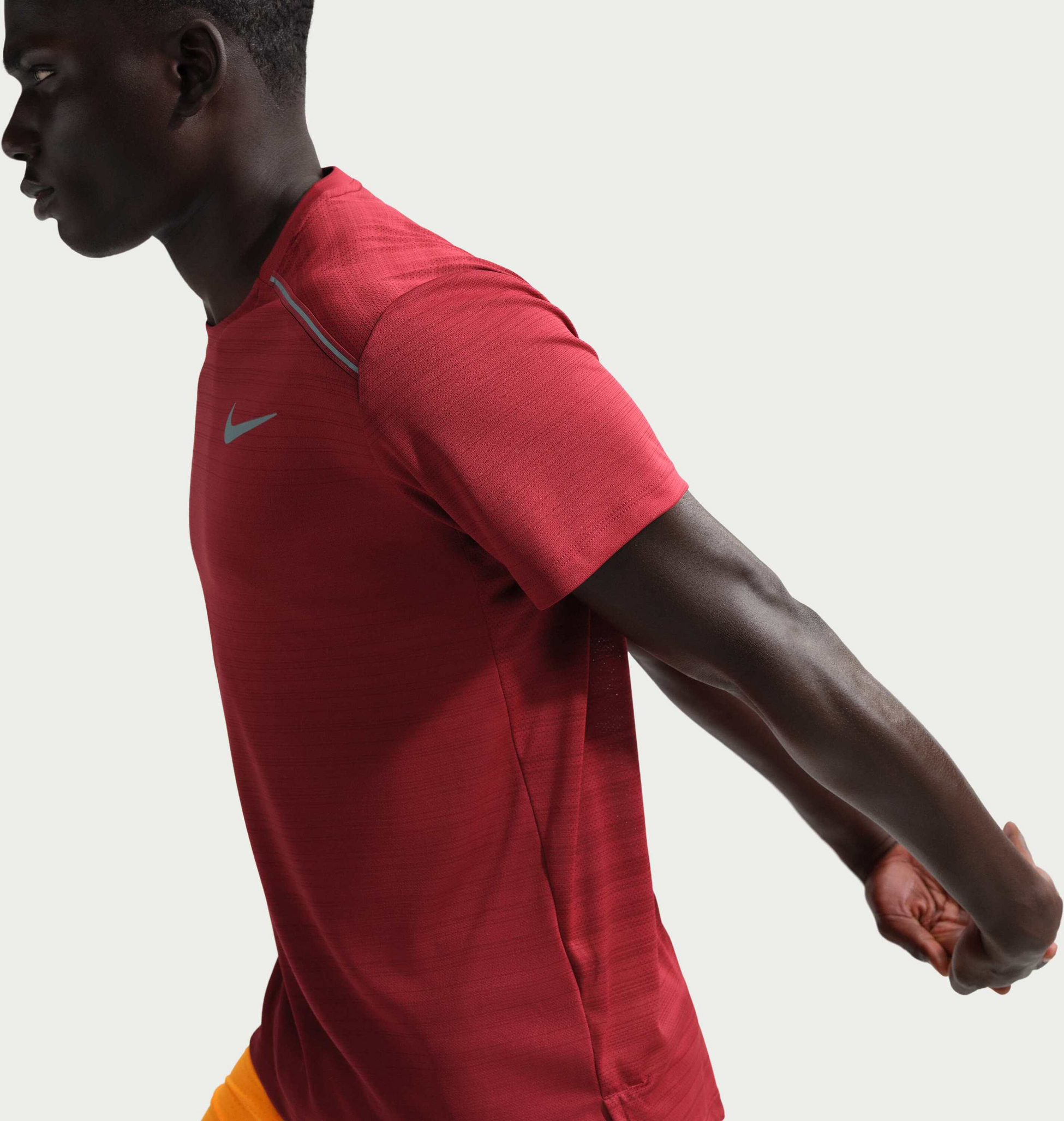 NIKE, Men's Short-sleeve Running Top Miler