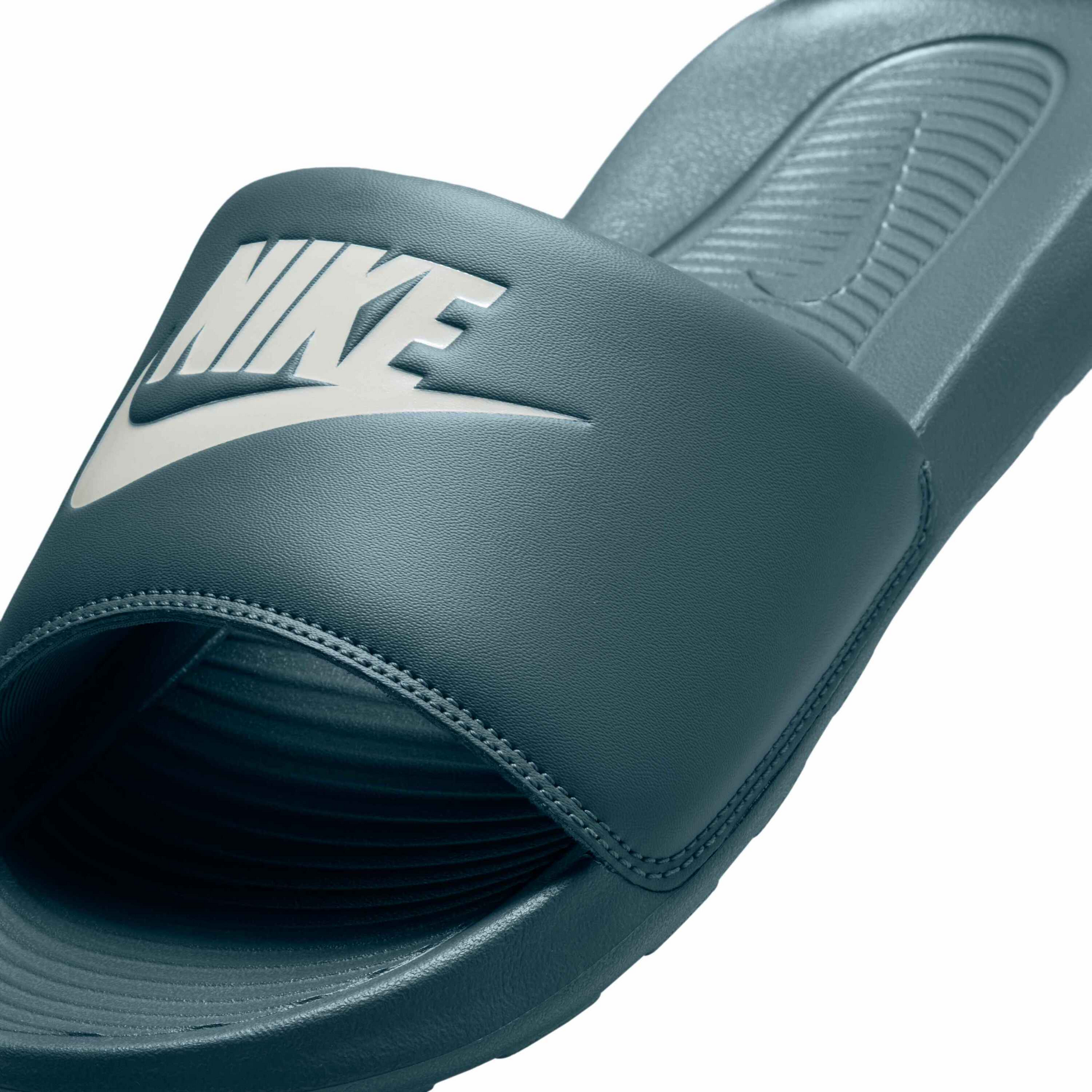 NIKE, Men's Slides Victori One