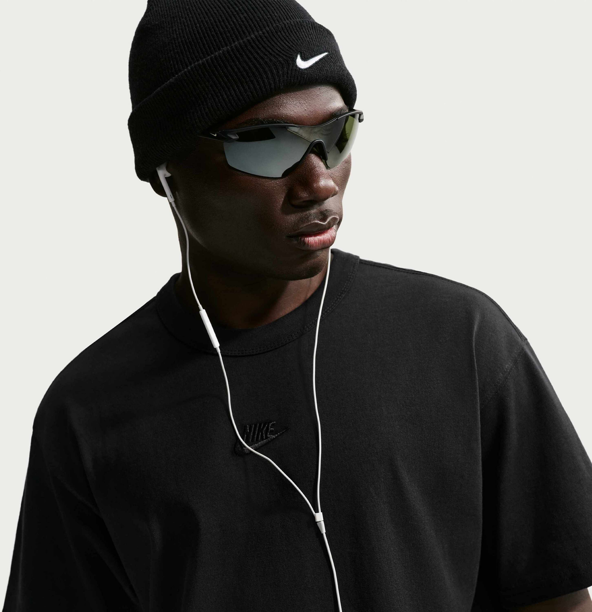 NIKE, Men's T-shirt Sportswear Premium Essentials