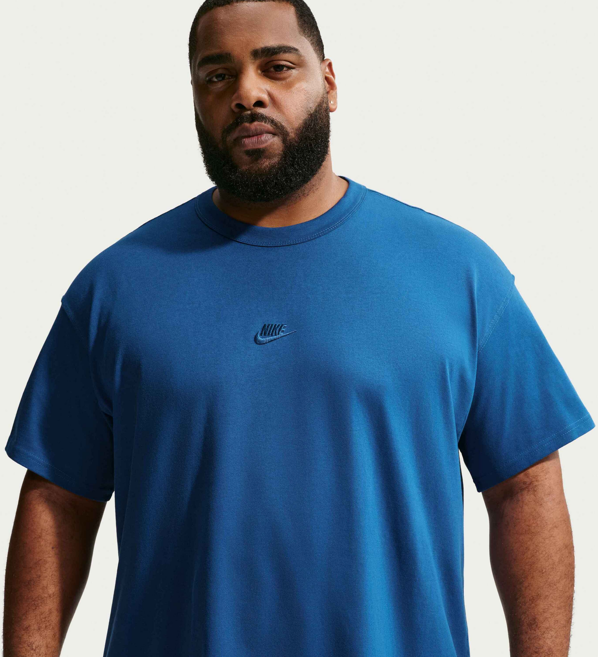 NIKE, Men's T-shirt Sportswear Premium Essentials