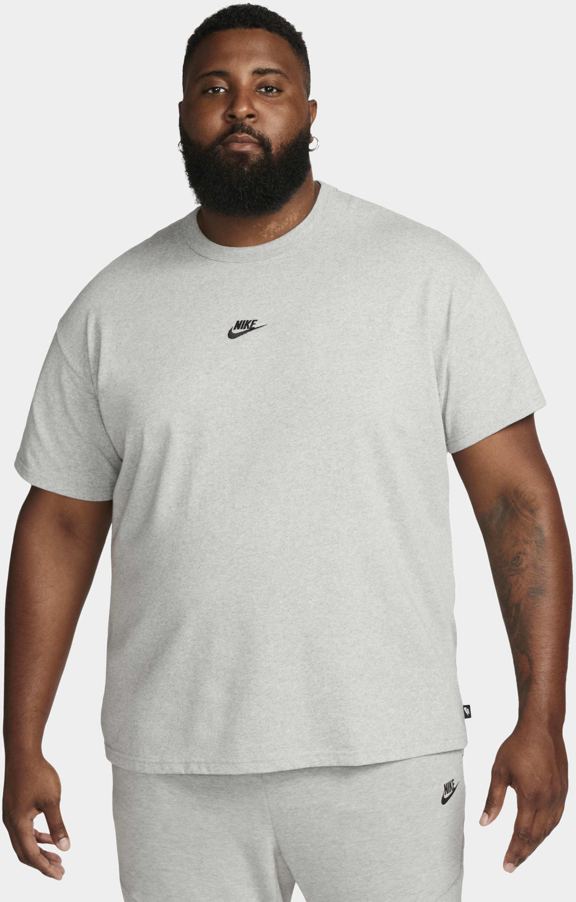 NIKE, Men's T-shirt Sportswear Premium Essentials