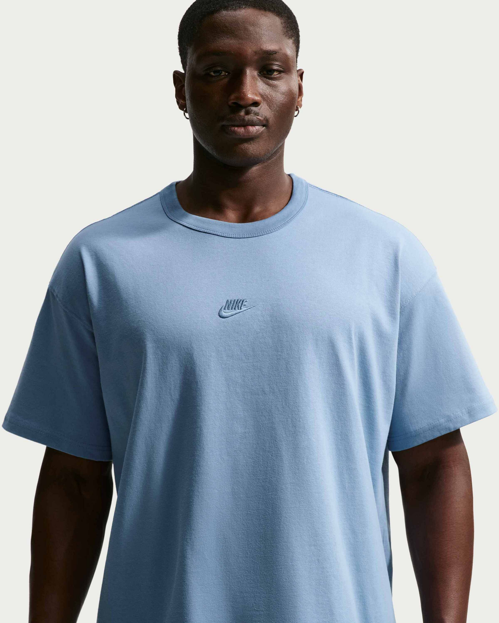 NIKE, Men's T-shirt Sportswear Premium Essentials