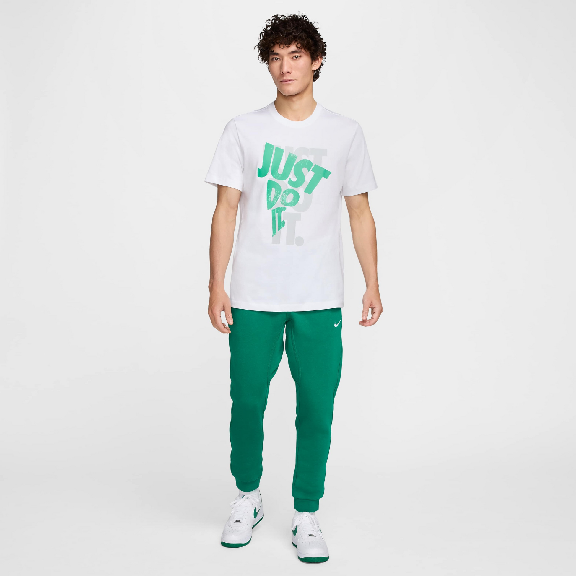 NIKE, Men's T-shirt Sportswear