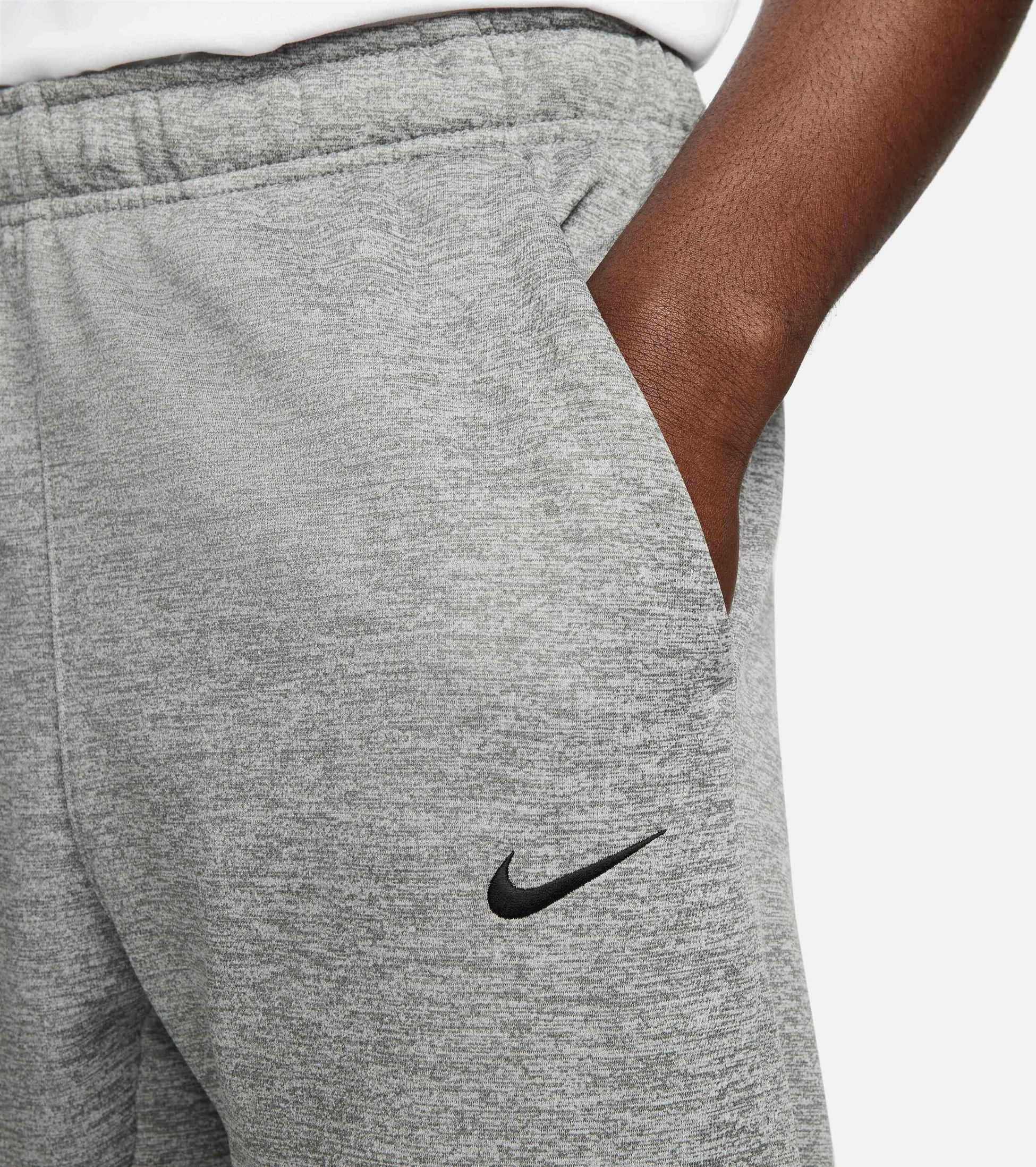 NIKE, Men's Therma-fit Open Hem Fitness Trousers Therma