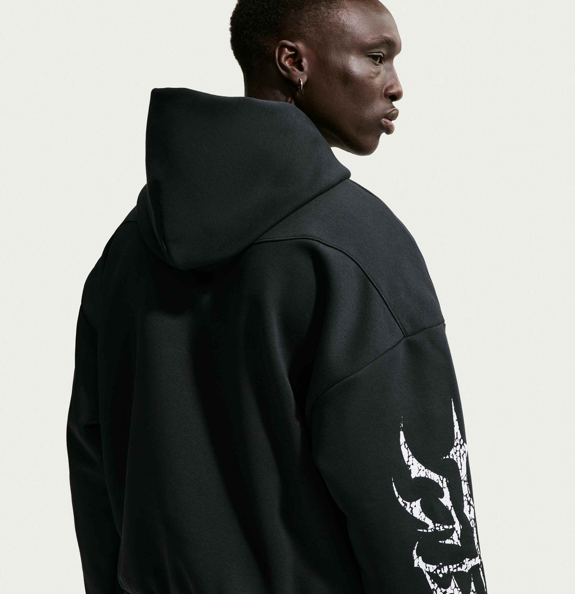 NIKE, Men's Therma-fit Pullover Basketball Hoodie Ja