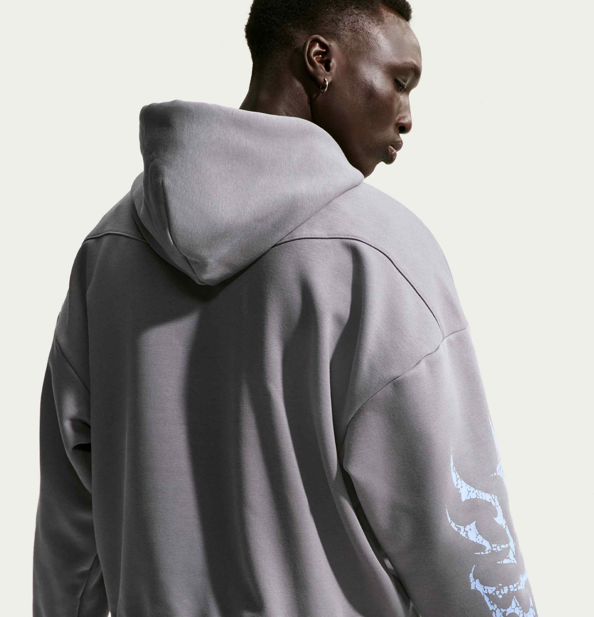 NIKE, Men's Therma-fit Pullover Basketball Hoodie Ja