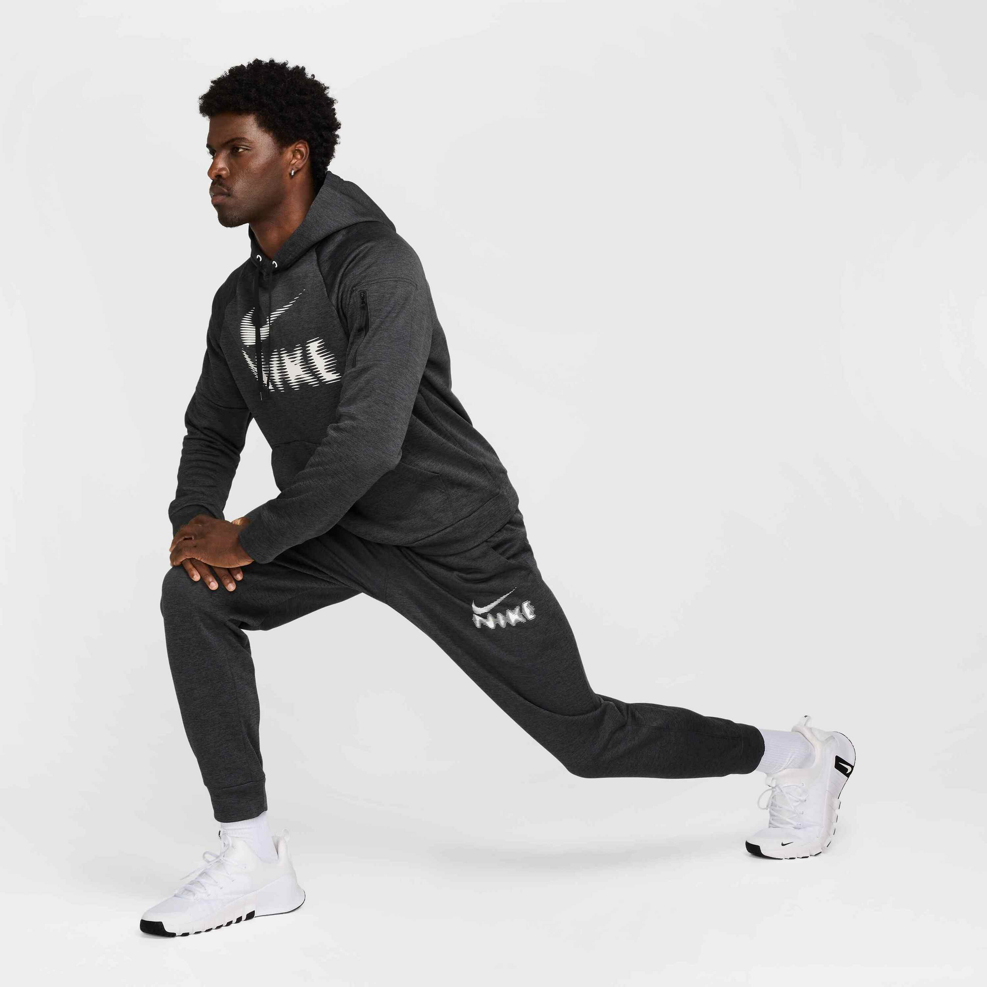 NIKE, Men's Therma-fit Pullover Fitness Hoodie Nike
