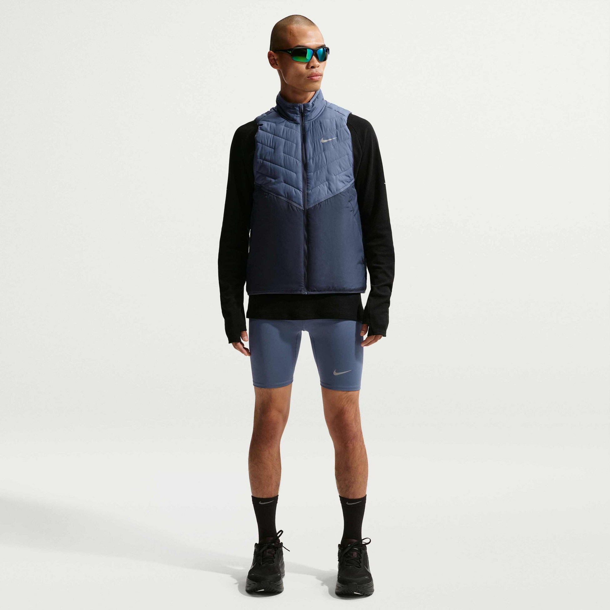 NIKE, Men's Therma-fit Repel Synthetic-fill Running Gilet Nike