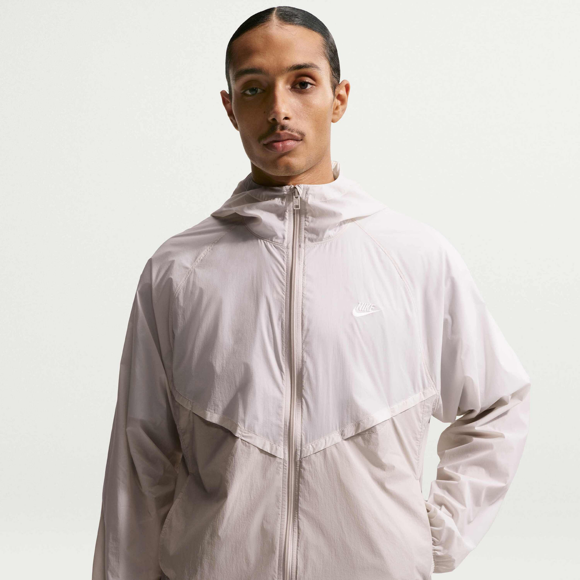 NIKE, Men's Unlined Full-zip Uv Jacket Windrunner